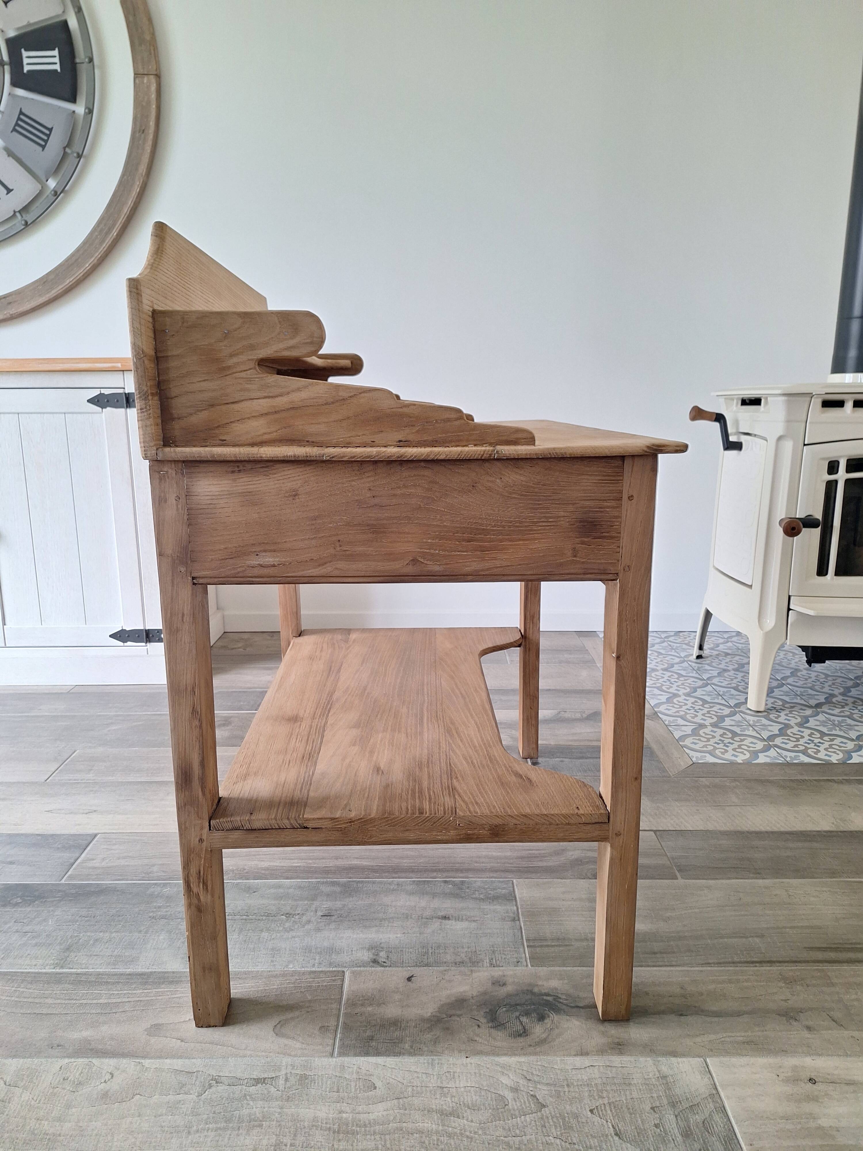 Desk / Dressing table in solid elm from the early 20th century.
