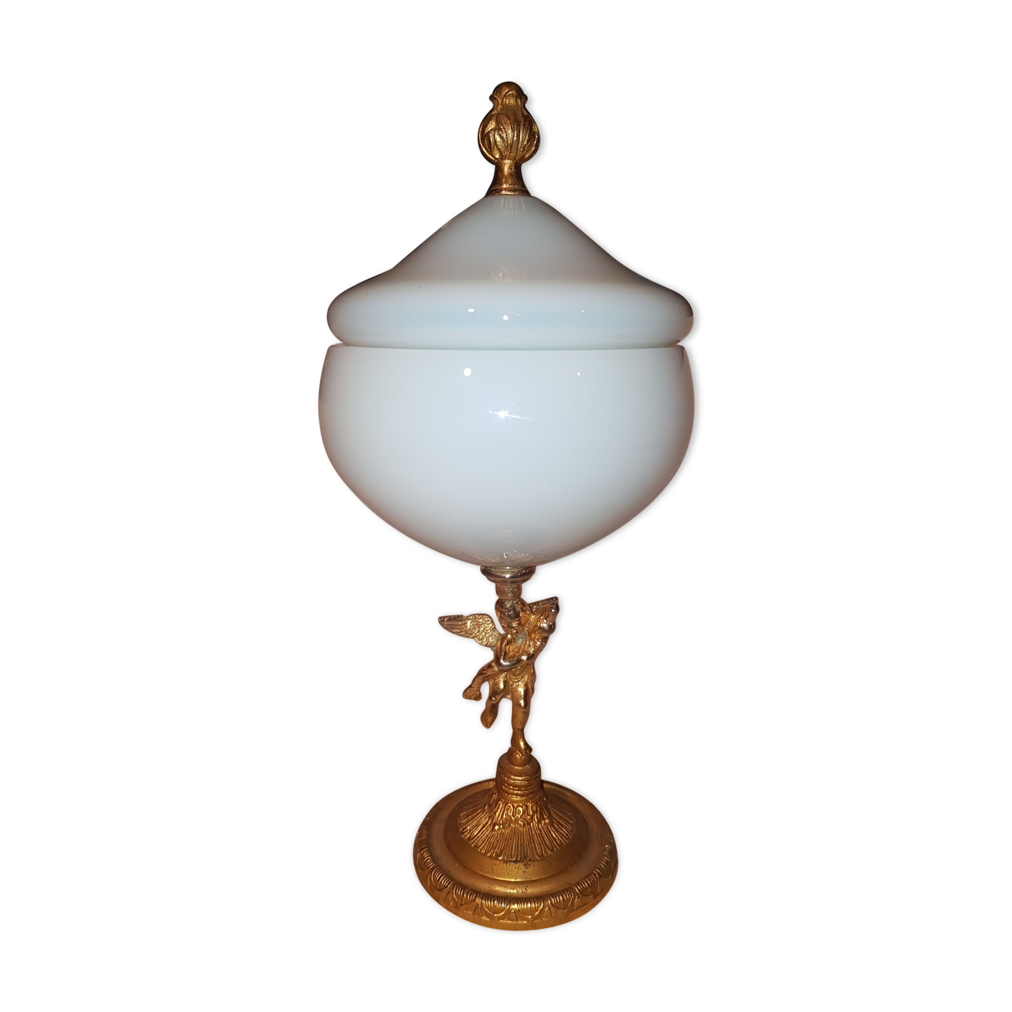 Beautiful opaline cut