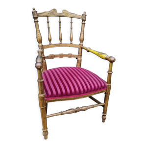 Fauteuil ancien d'enfant en bois