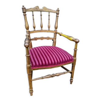 Fauteuil ancien d'enfant en bois doré xxeme