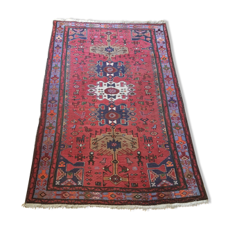 Oriental carpet 127 x 207 cm