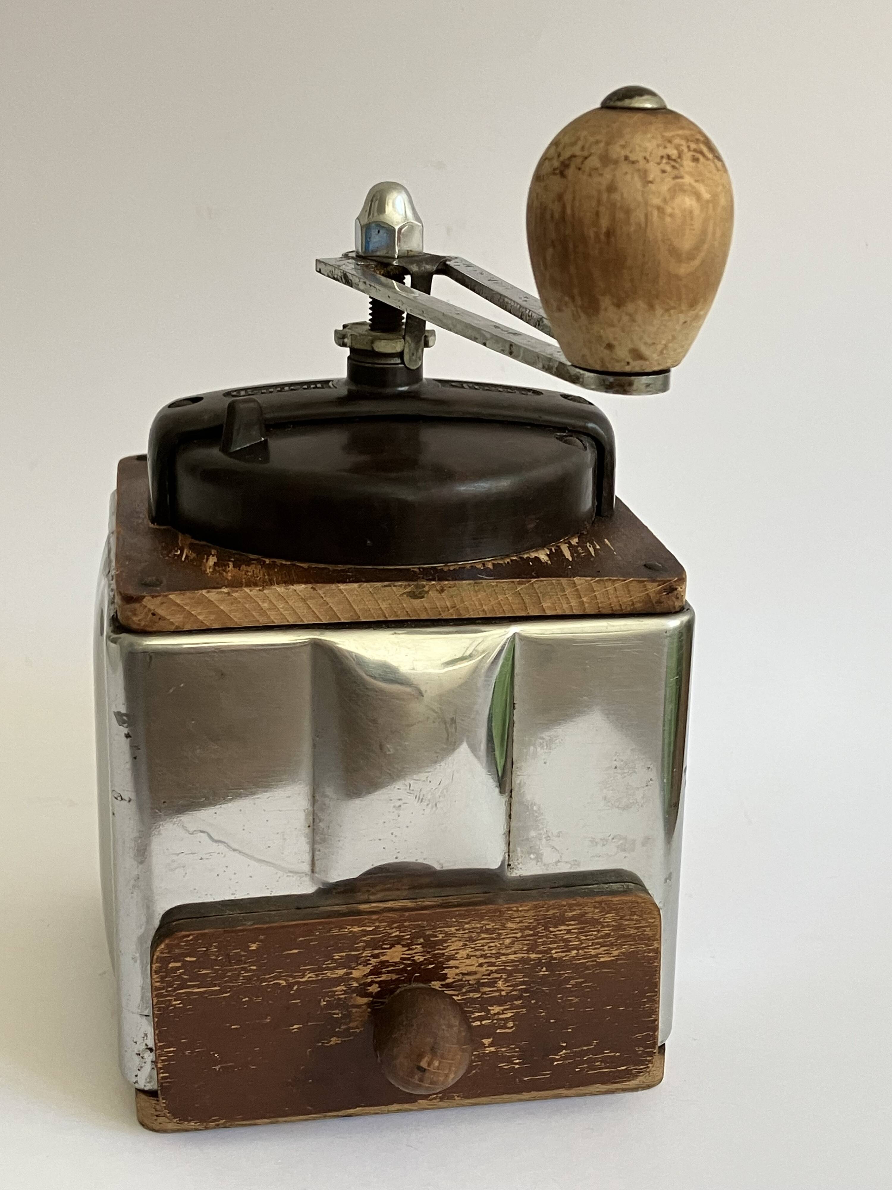 Peugeot Frères coffee grinder, Peuginox