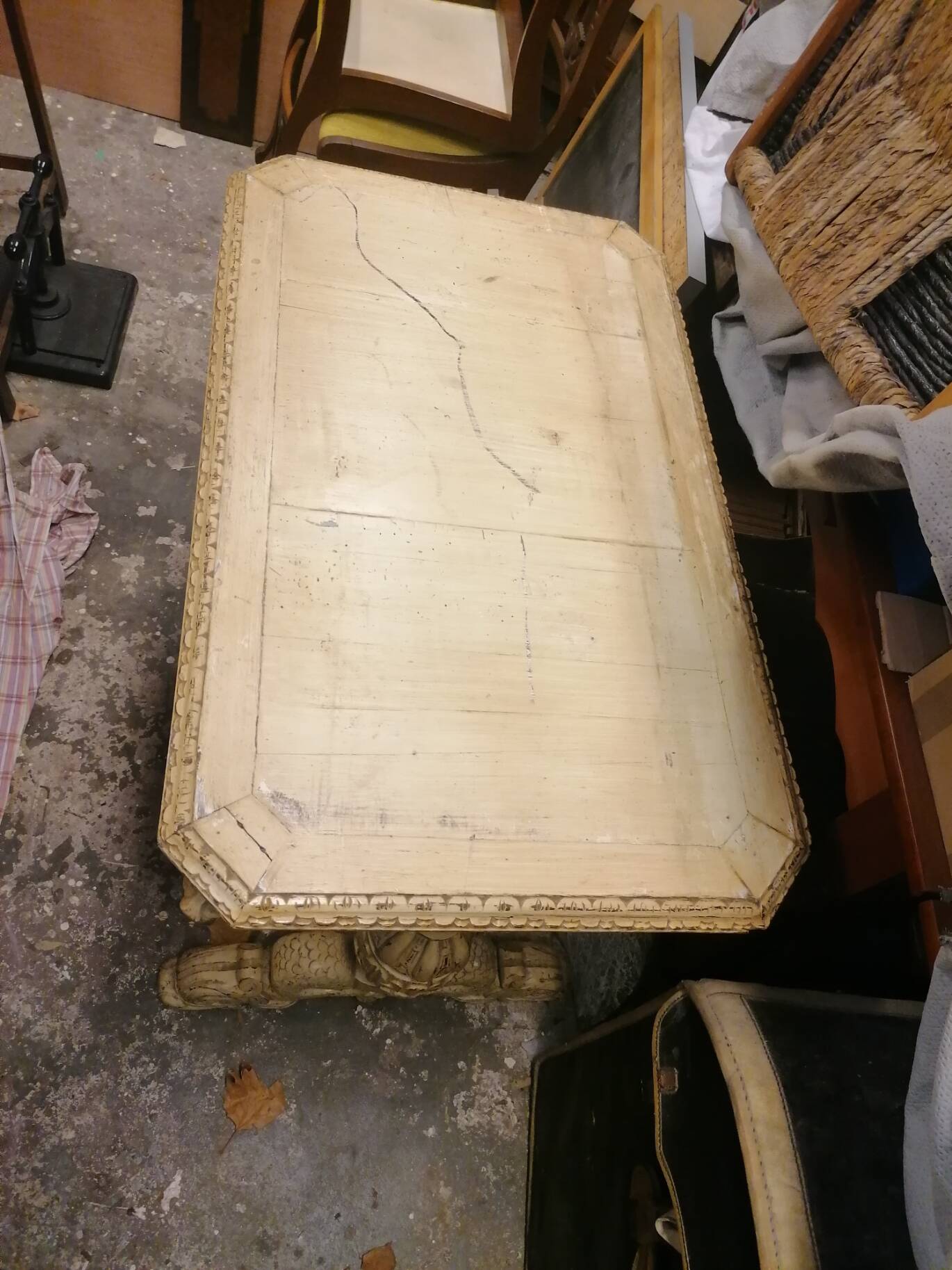 Antique entrance table - Neo-Renaissance