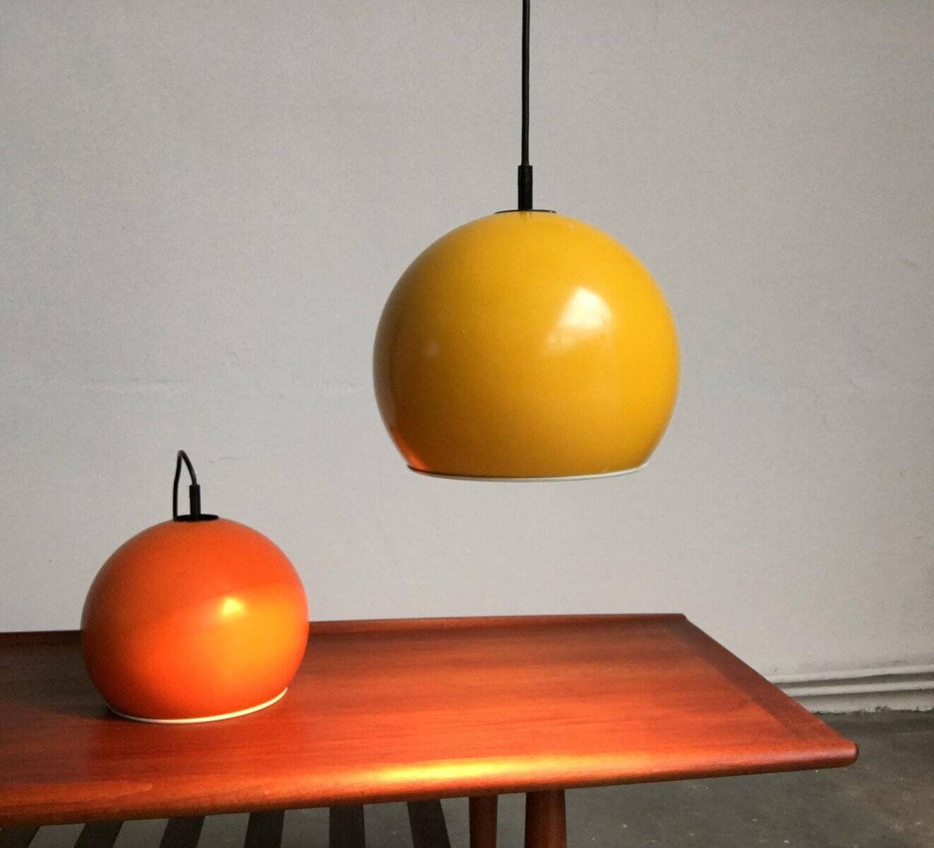 Mid-century space age lustre, set of 2