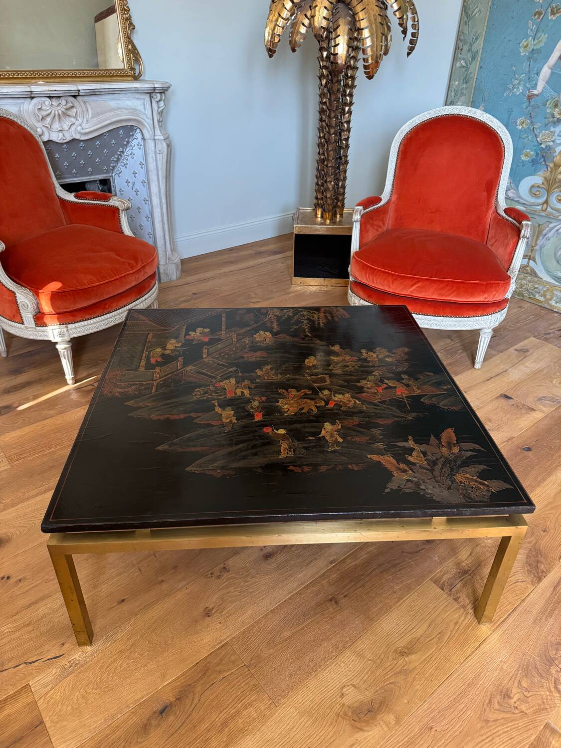 Important Coffee Table with a Lacquered Wood Panel from the 19th Century