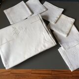 Tablecloth and 6 napkins