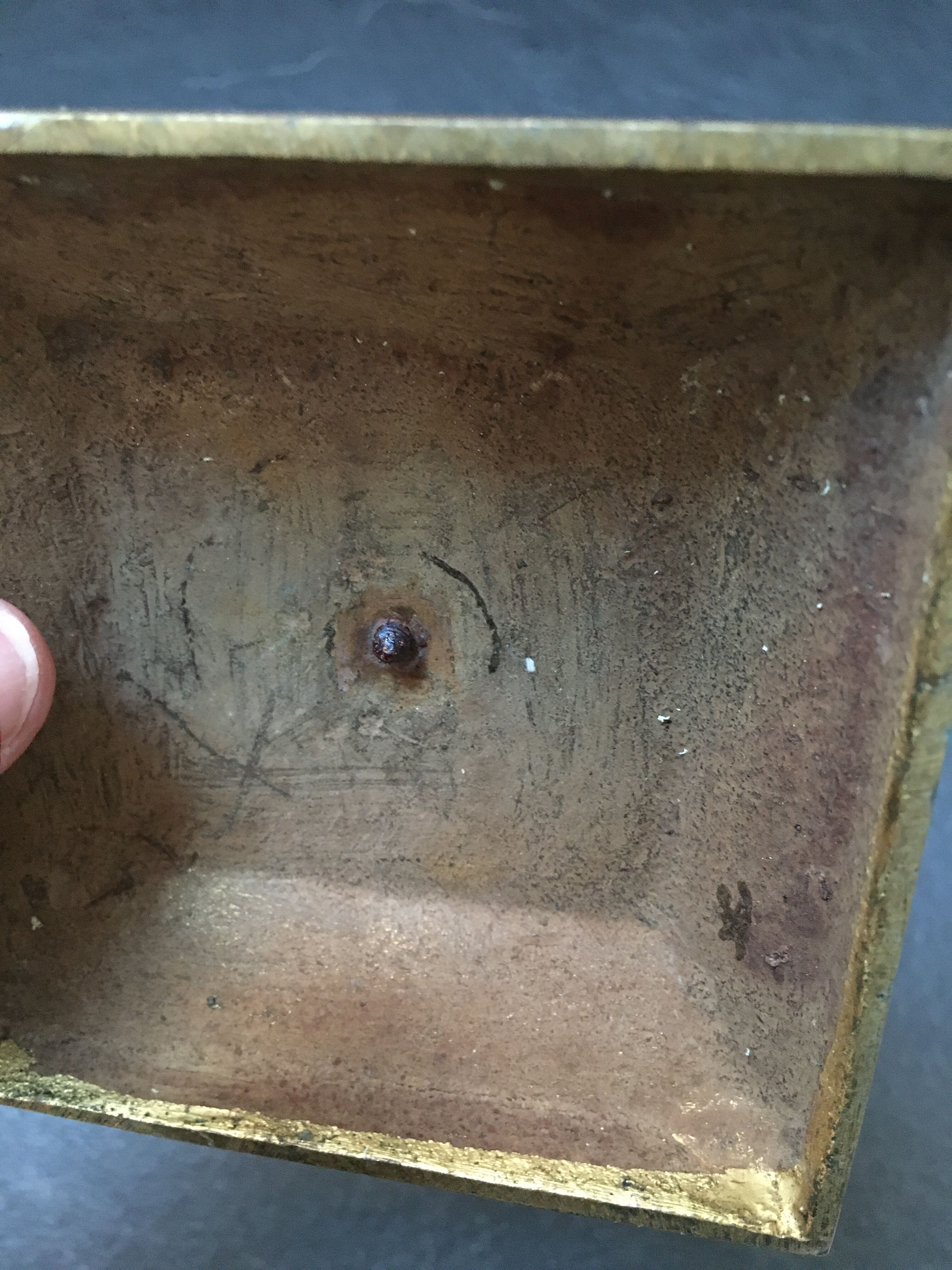 Golden bronze Corinthian column lamp