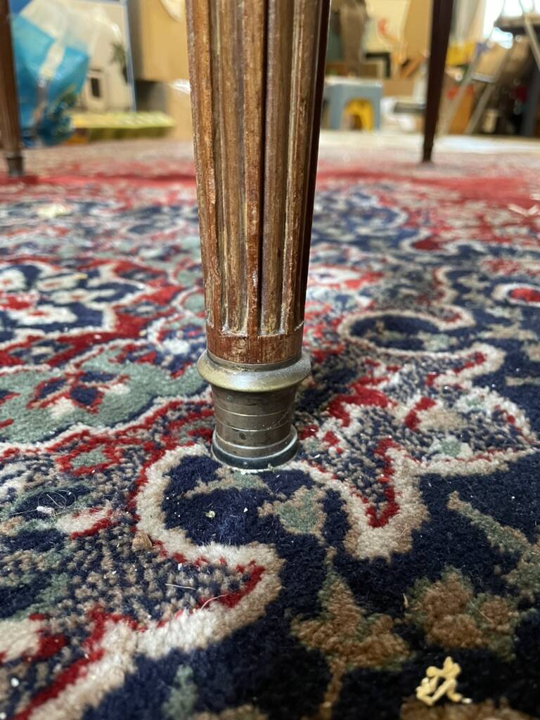 Oval dining table in Louis XVI style