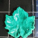 Vintage slipware vine leaf