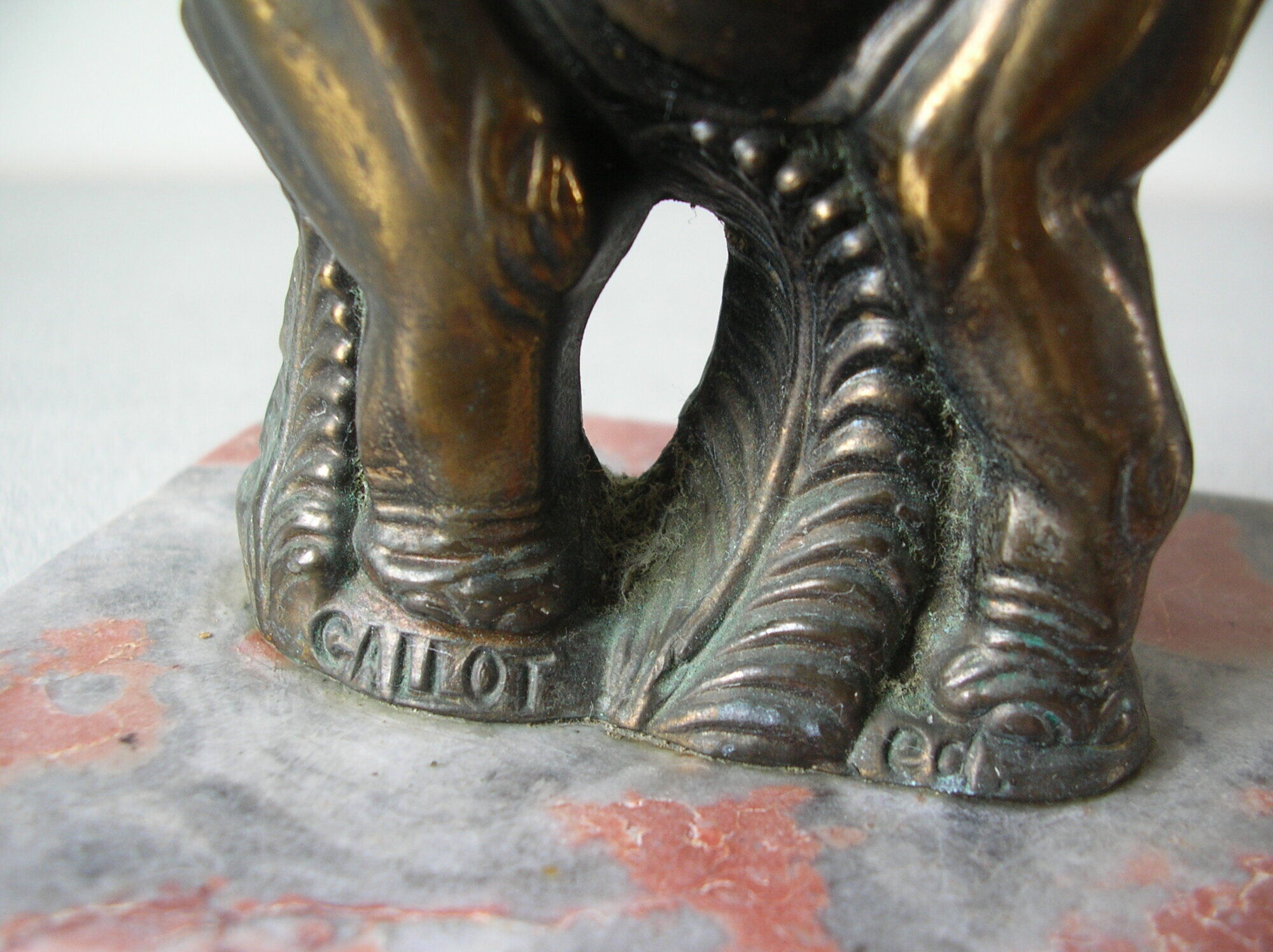 Old pair of bookends elephant in regulation signed Gallot ED on Art Deco marble