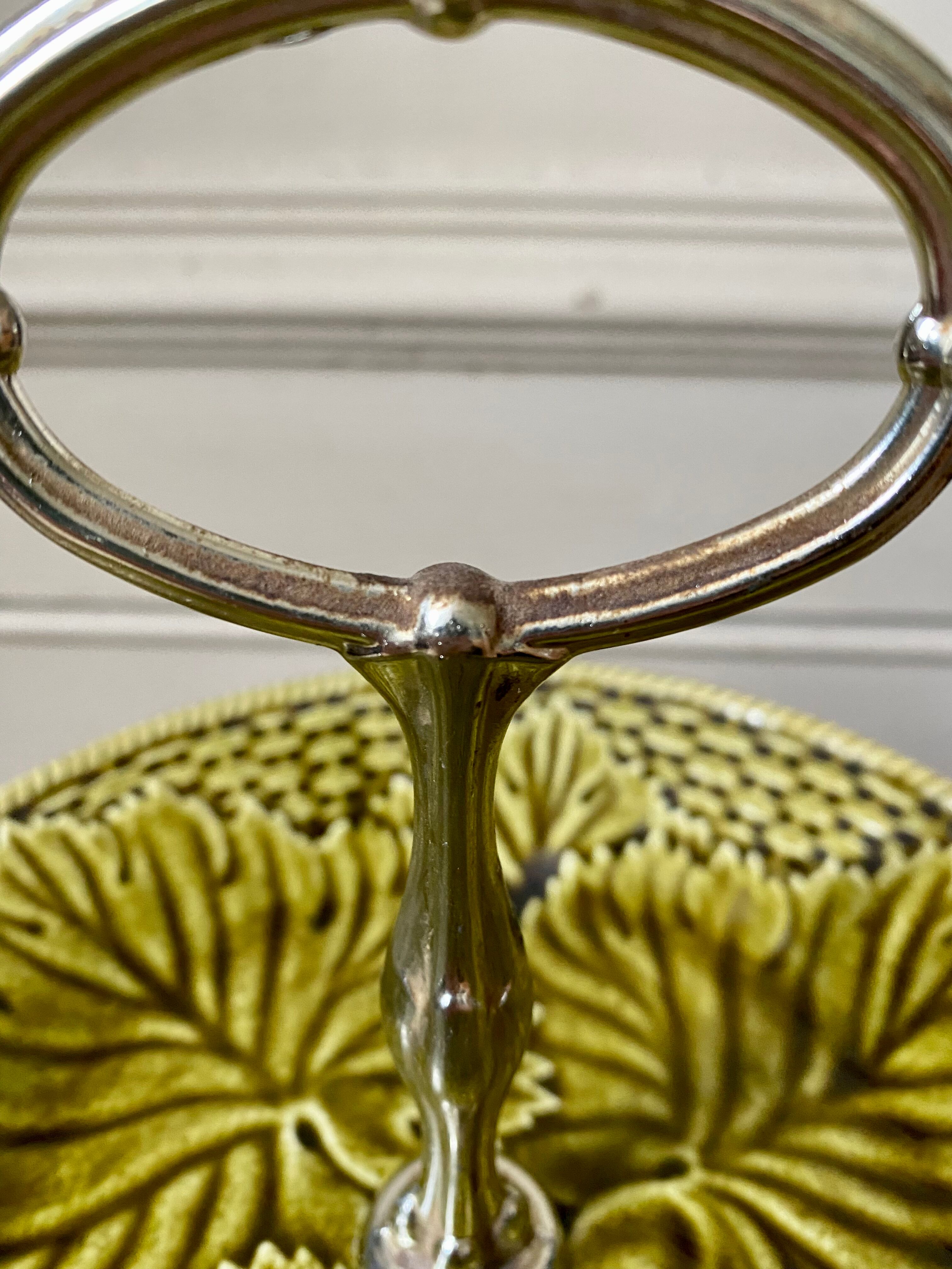 2-storey waiter at the Gien pottery France