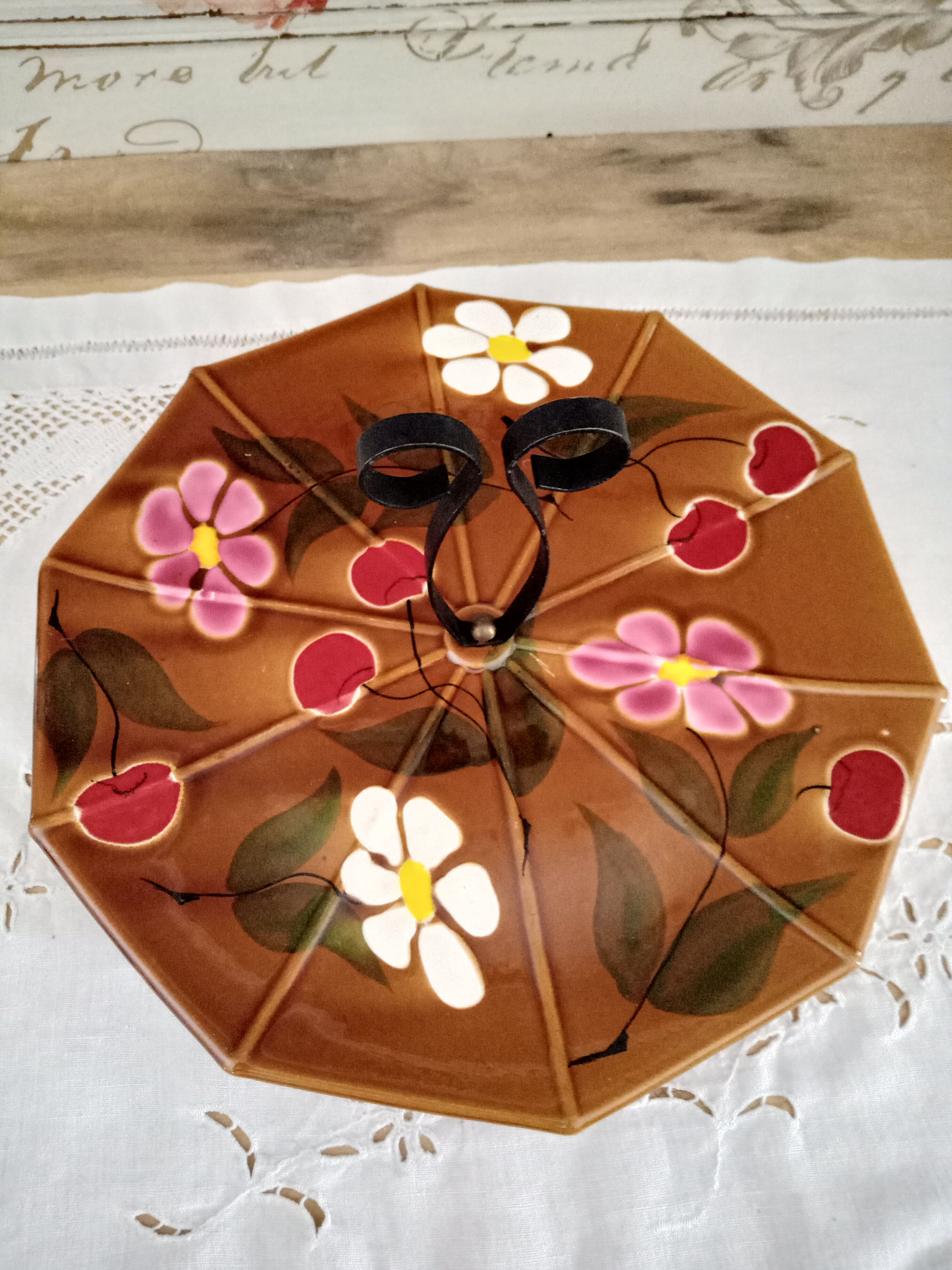 Vintage cheese platter in brown enamelled ceramic décor cherries and daisies