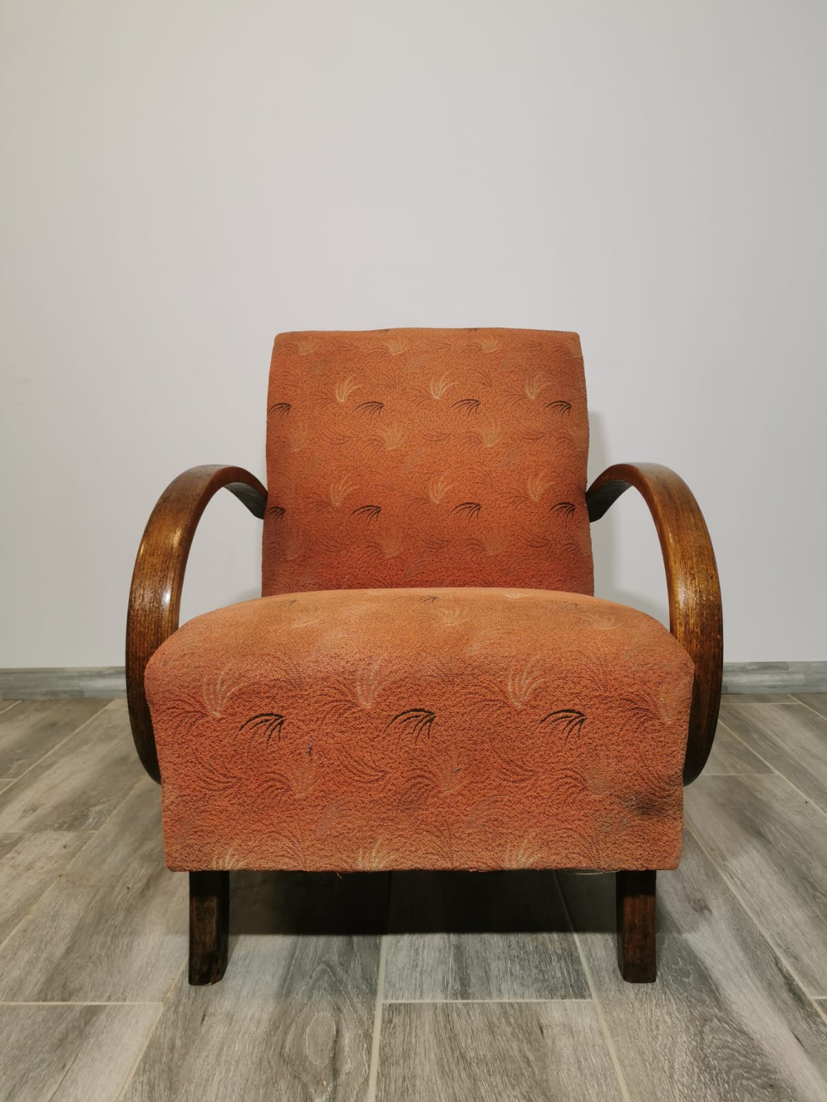 Armchair by Jindřich Halabala