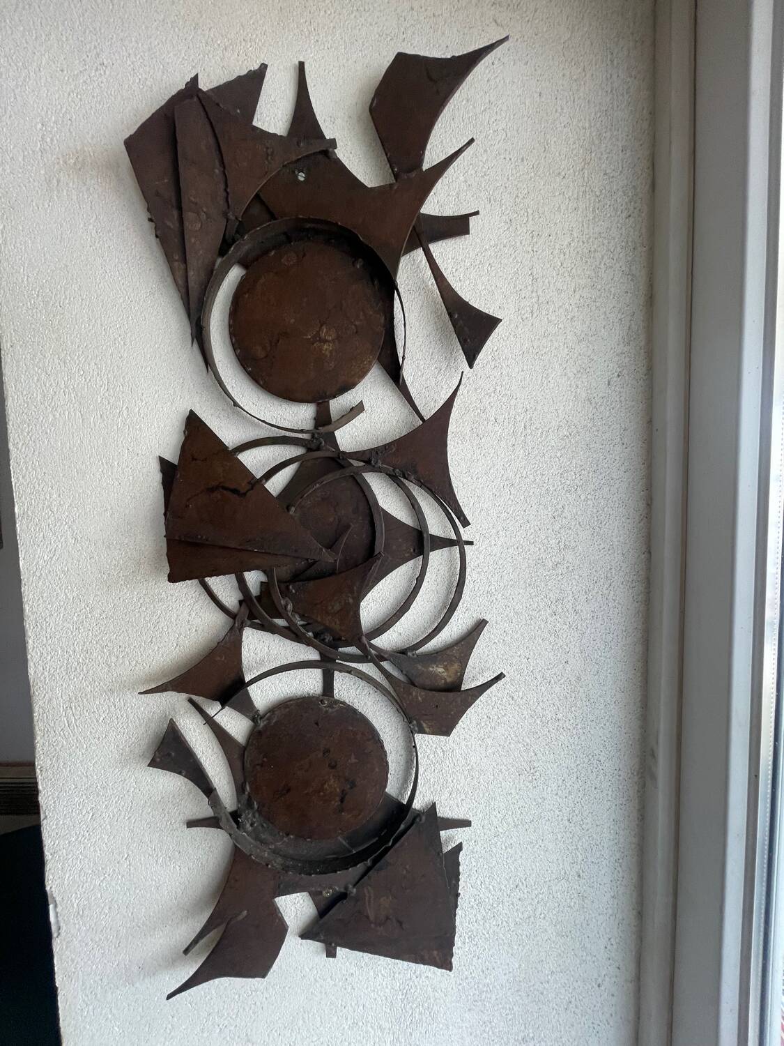 Metal wall sculpture