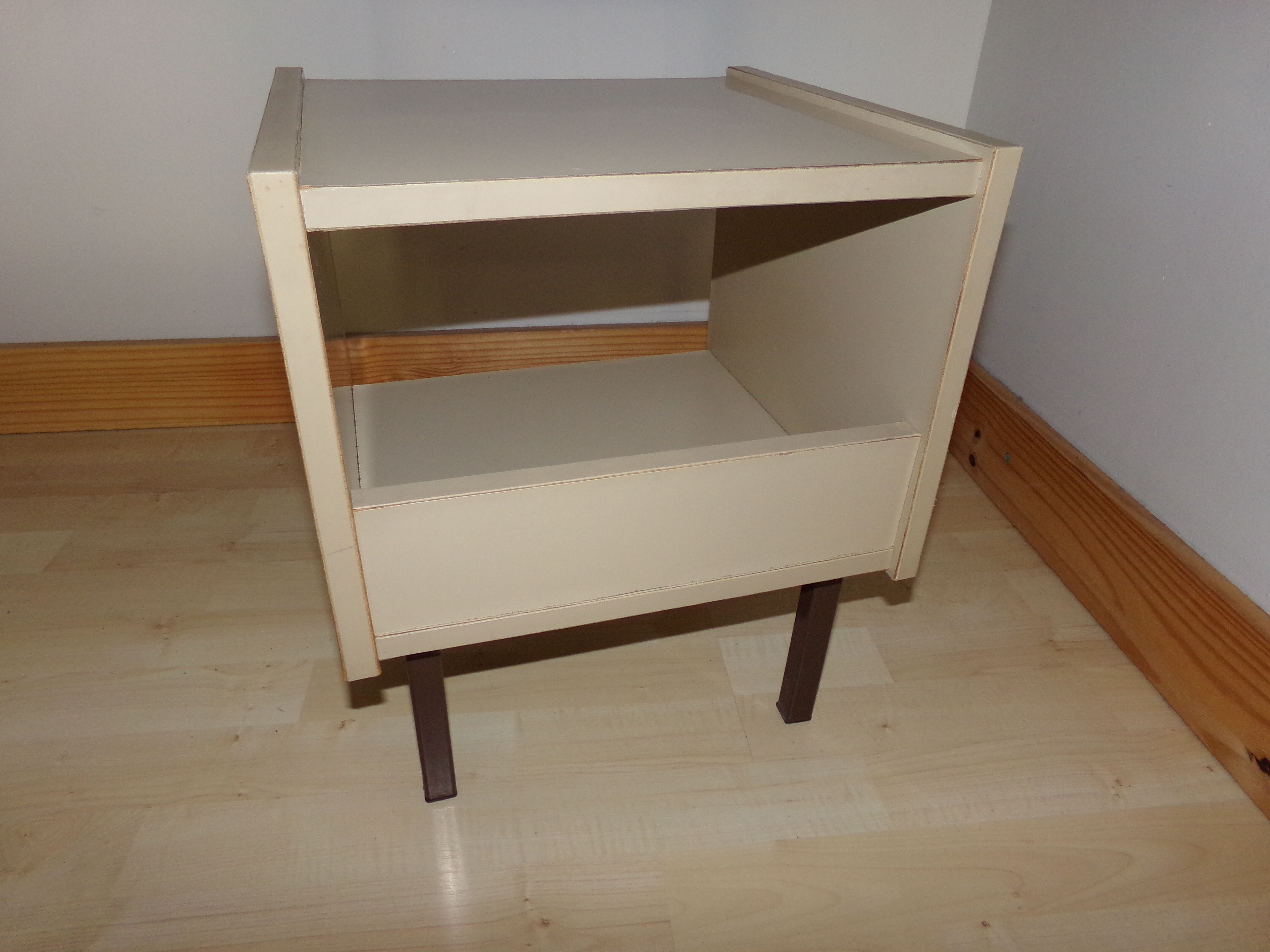 Boarding school bedside in formica