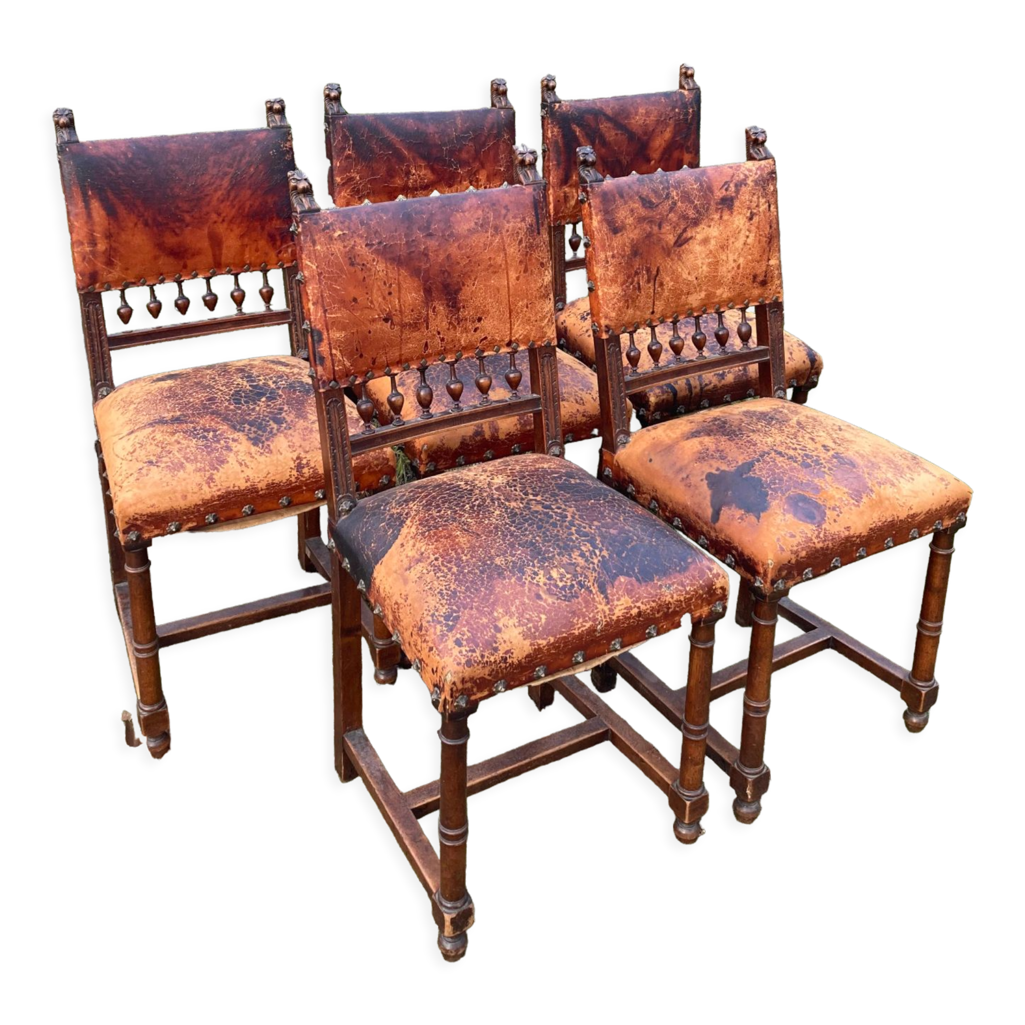 5 chaises Henri II en bois massif et cuir néo renaissance XIXème siècle
