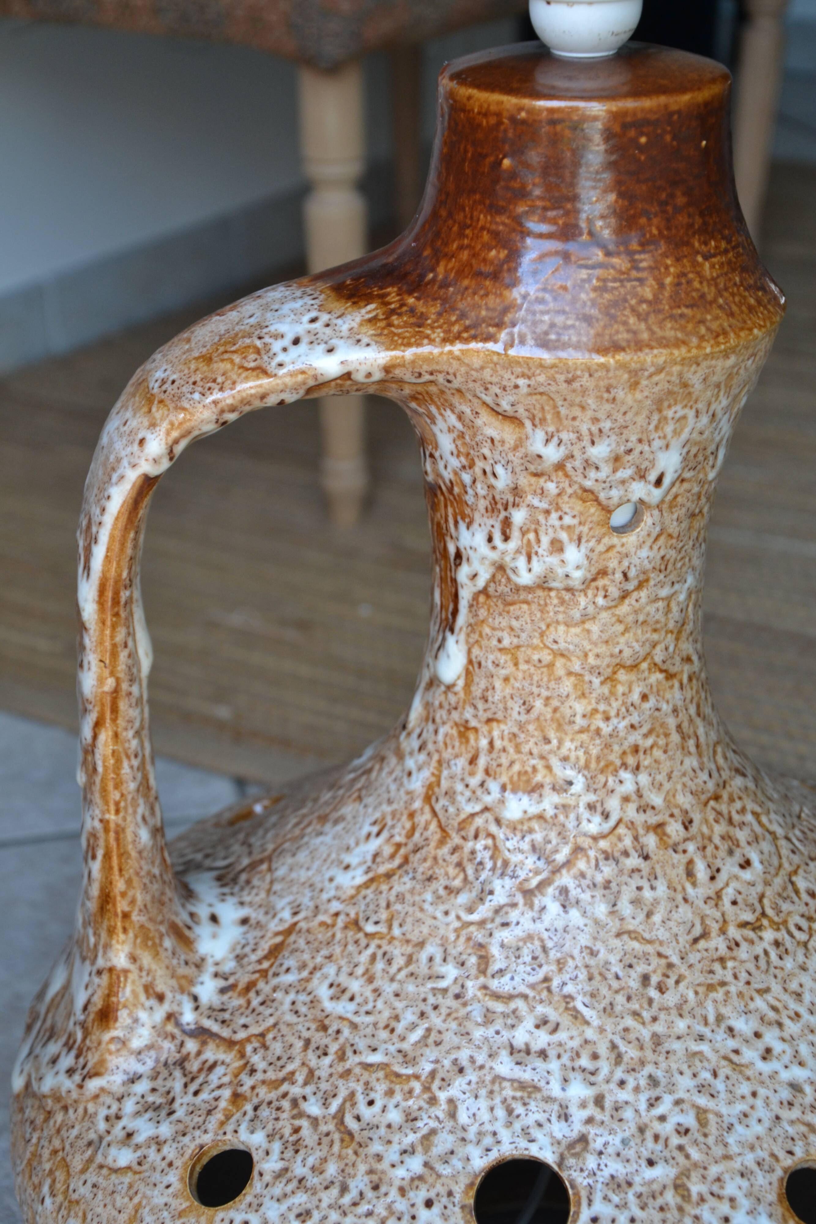 Large floor lamp from the 60s-70s.