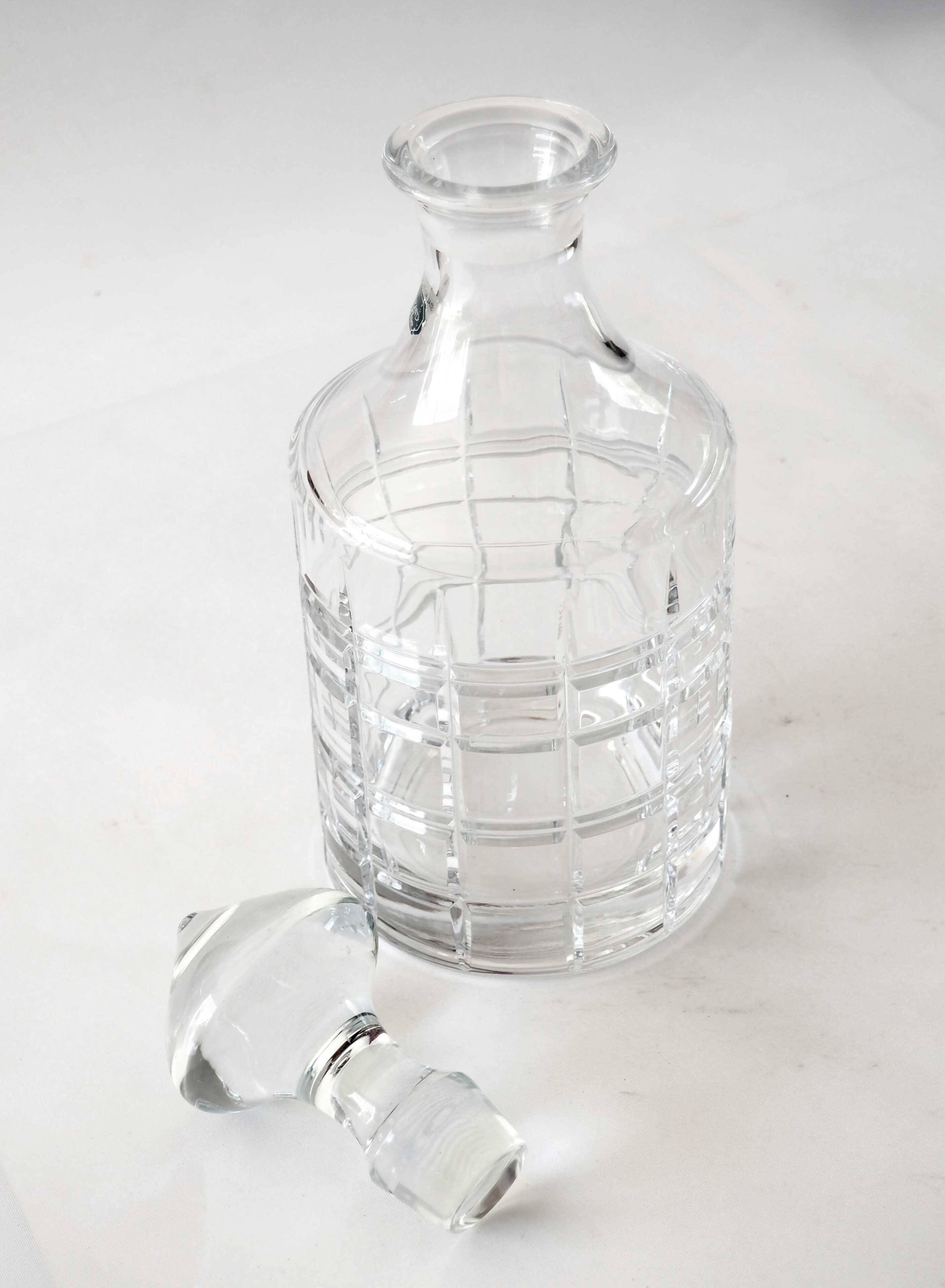 Large cut crystal whiskey decanter