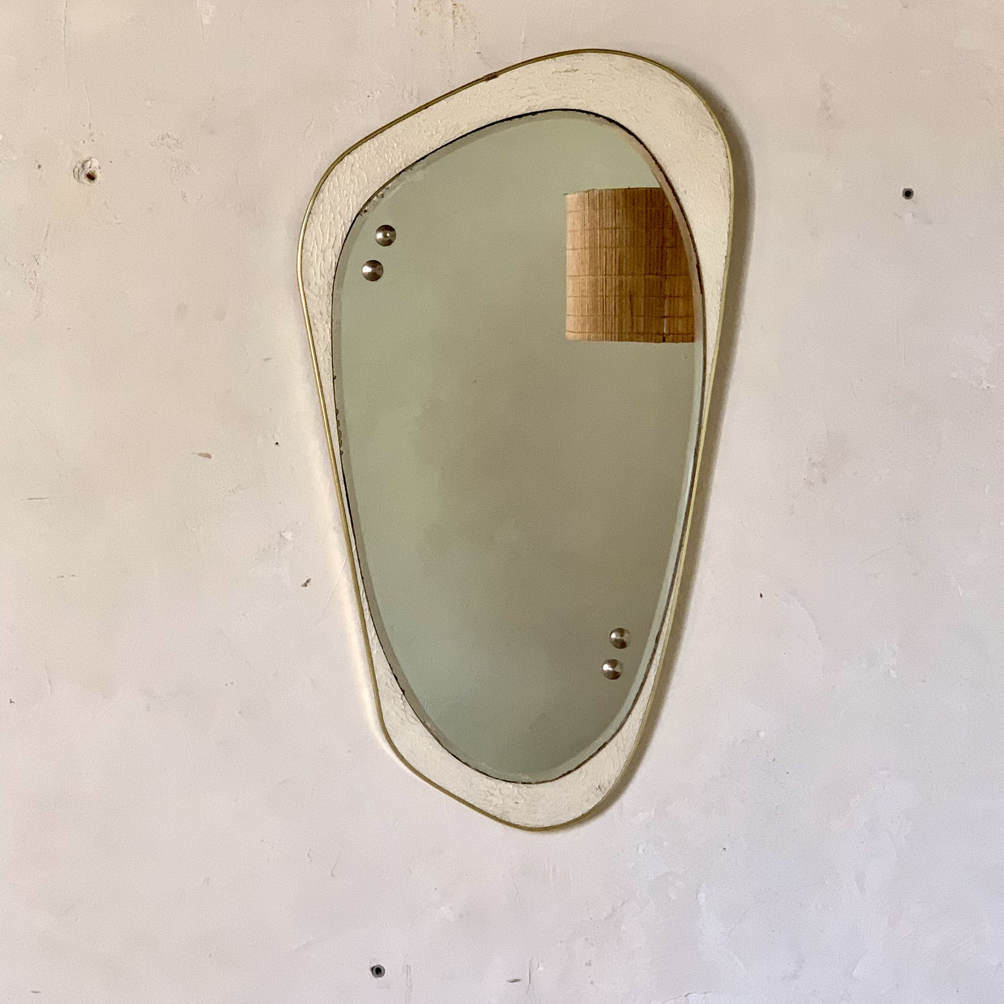 Miroir mural doré asymétrique rétroviseur