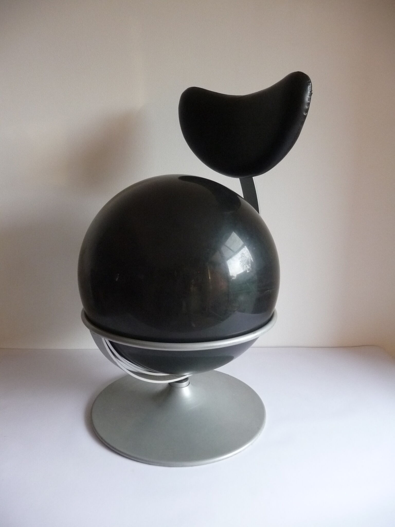 1980s ergonomical ball desk chair