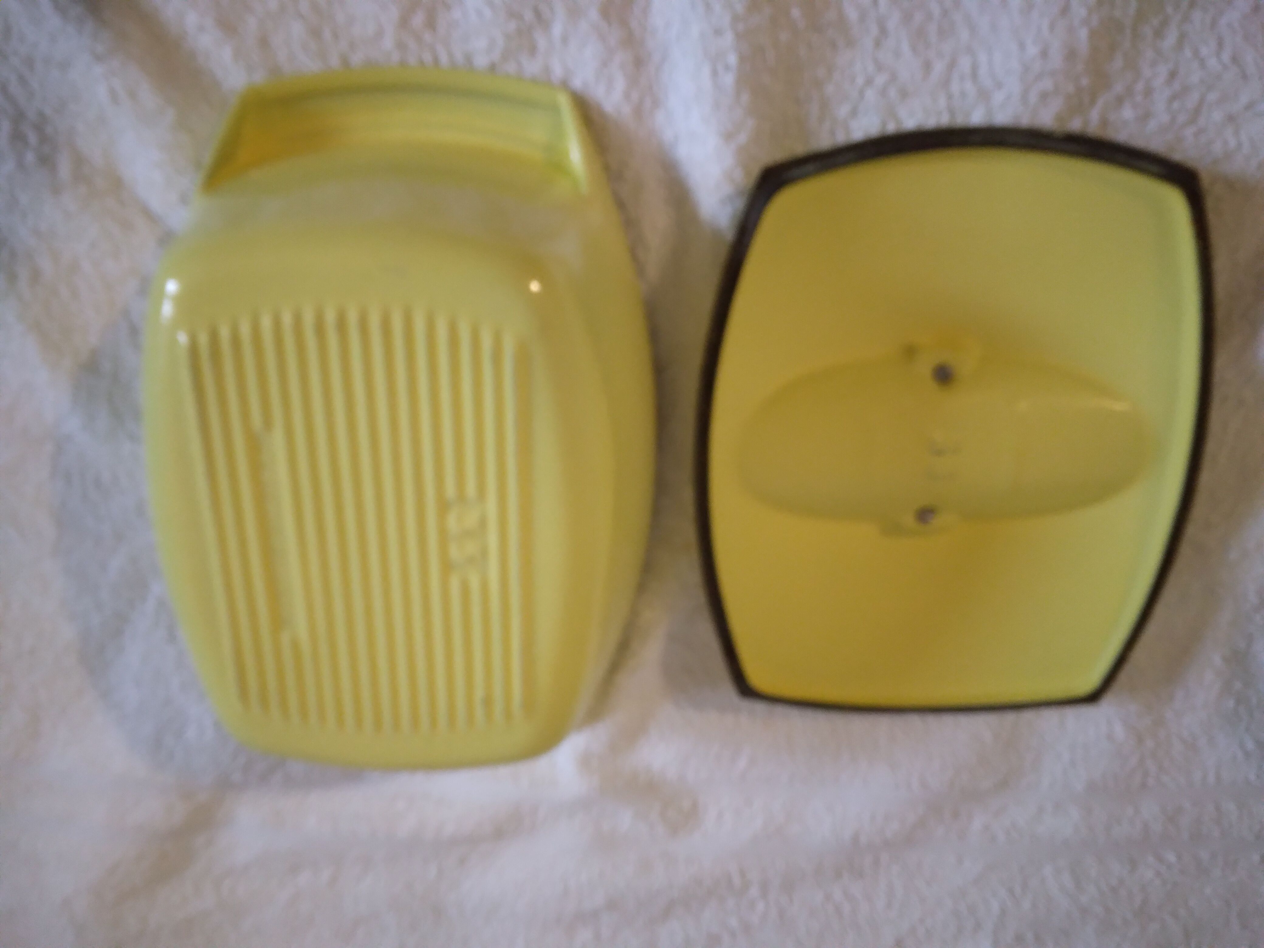 The Creuset cocotte Raymond Loewy enamelled yellow and 2 pans