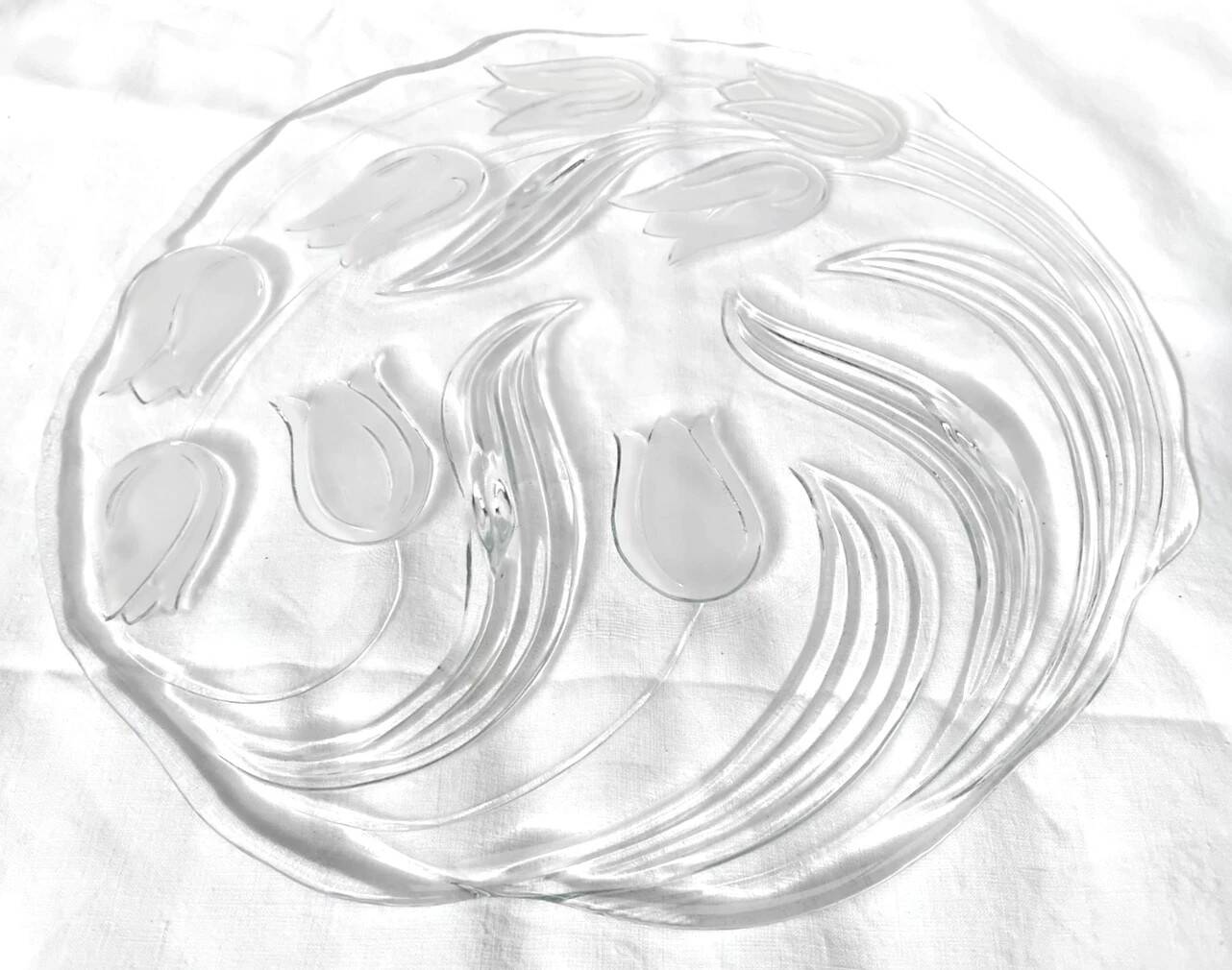 Glass Serving Dish Decorated with Art Deco Tulips