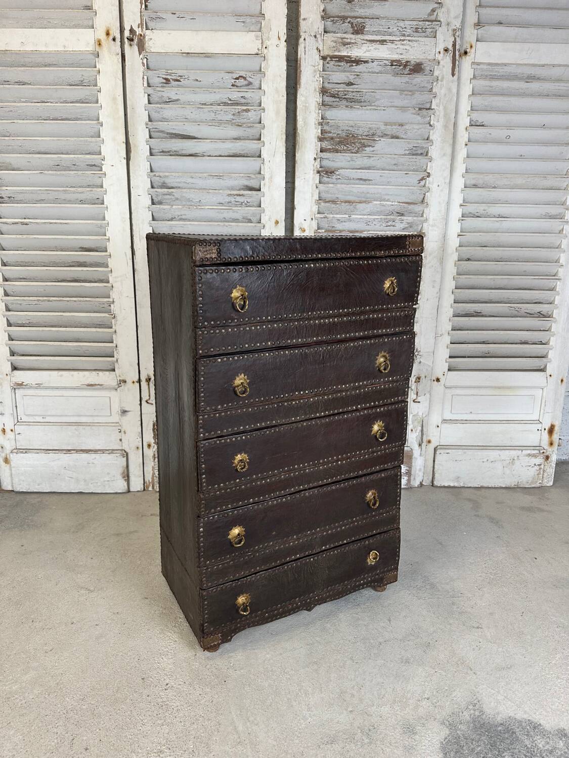 Commode semainier vintage en cuir