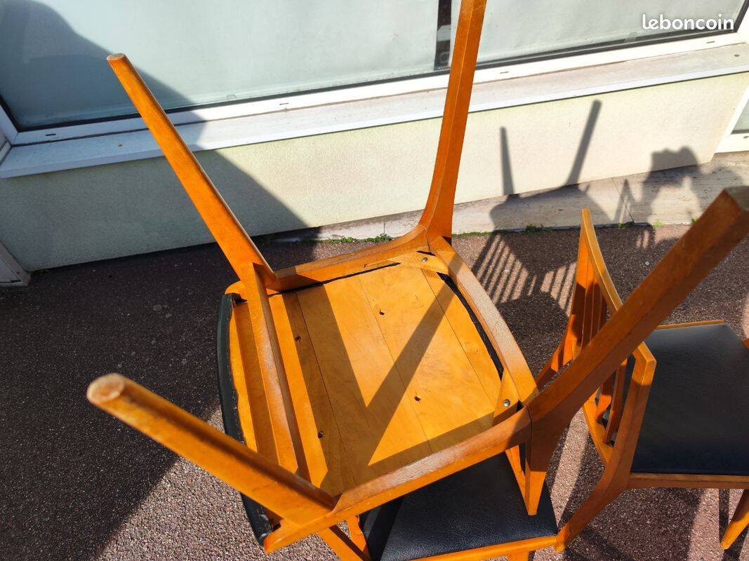 Set of 6 Scandinavian wooden and vintage leatherette chairs