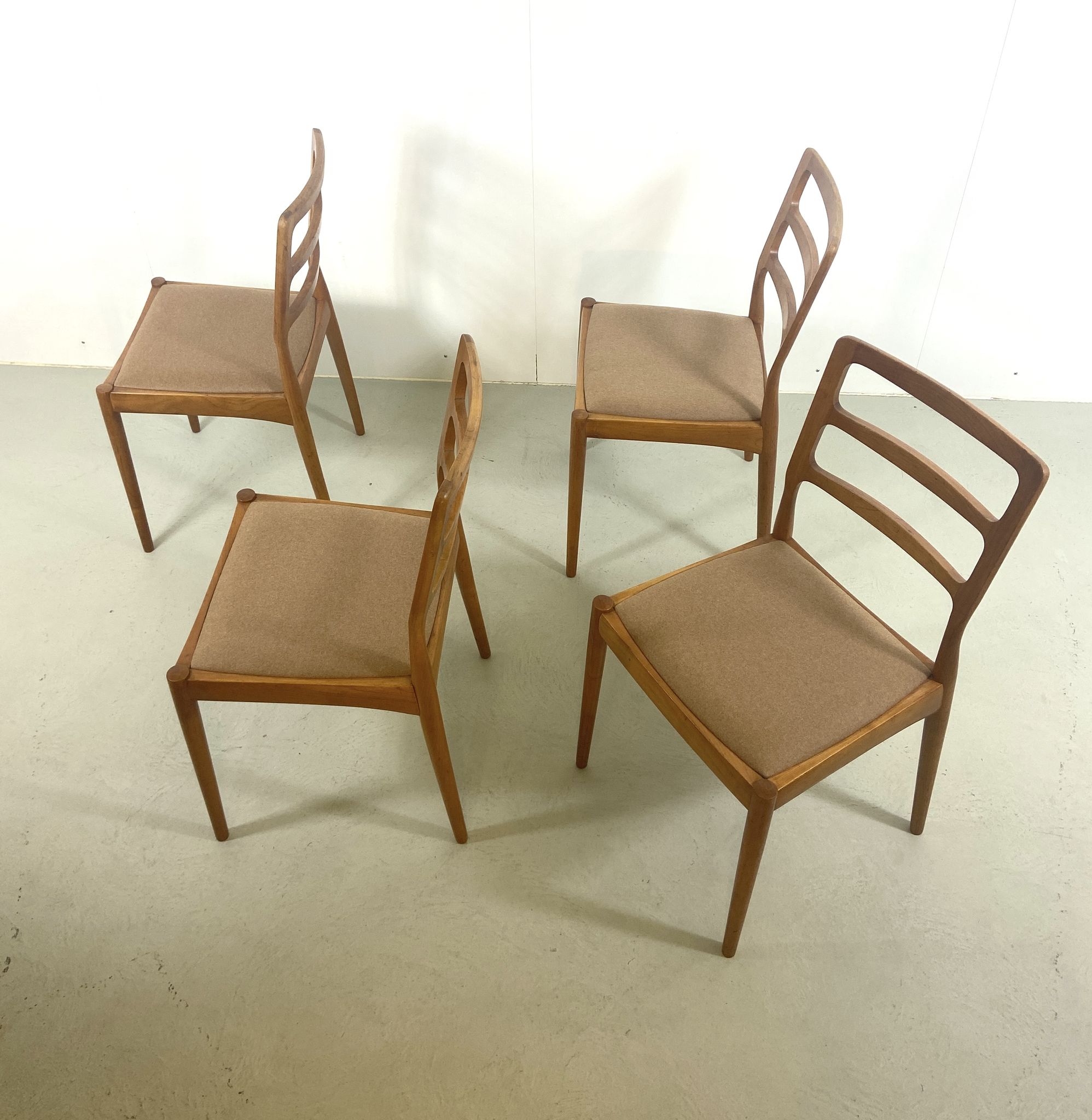 Set of 4 Casala chairs