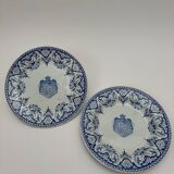 11 assiettes armoriées Gien, XIXème