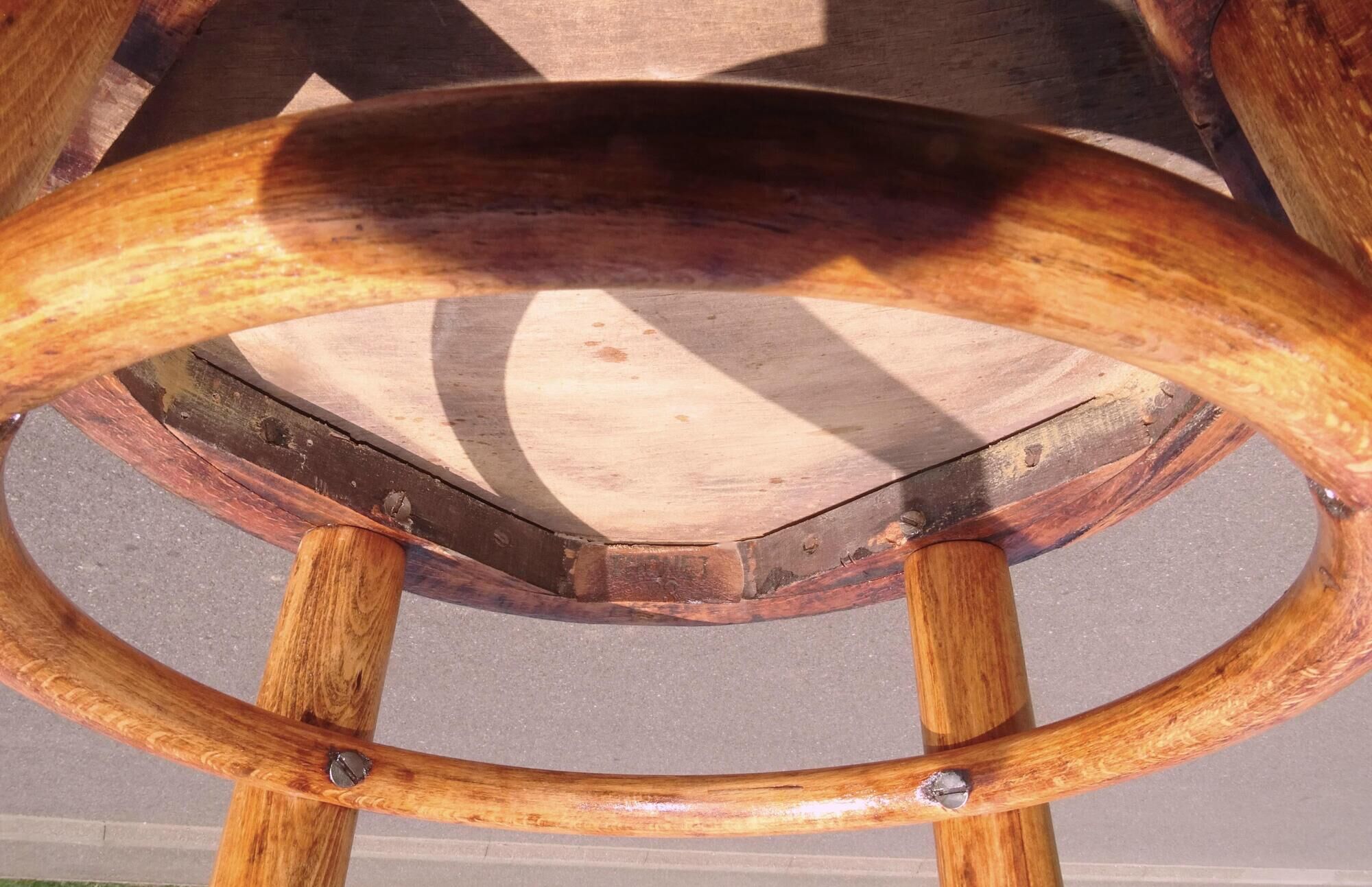 Thonet stool No.1 wooden seat Art Nouveau 1910
