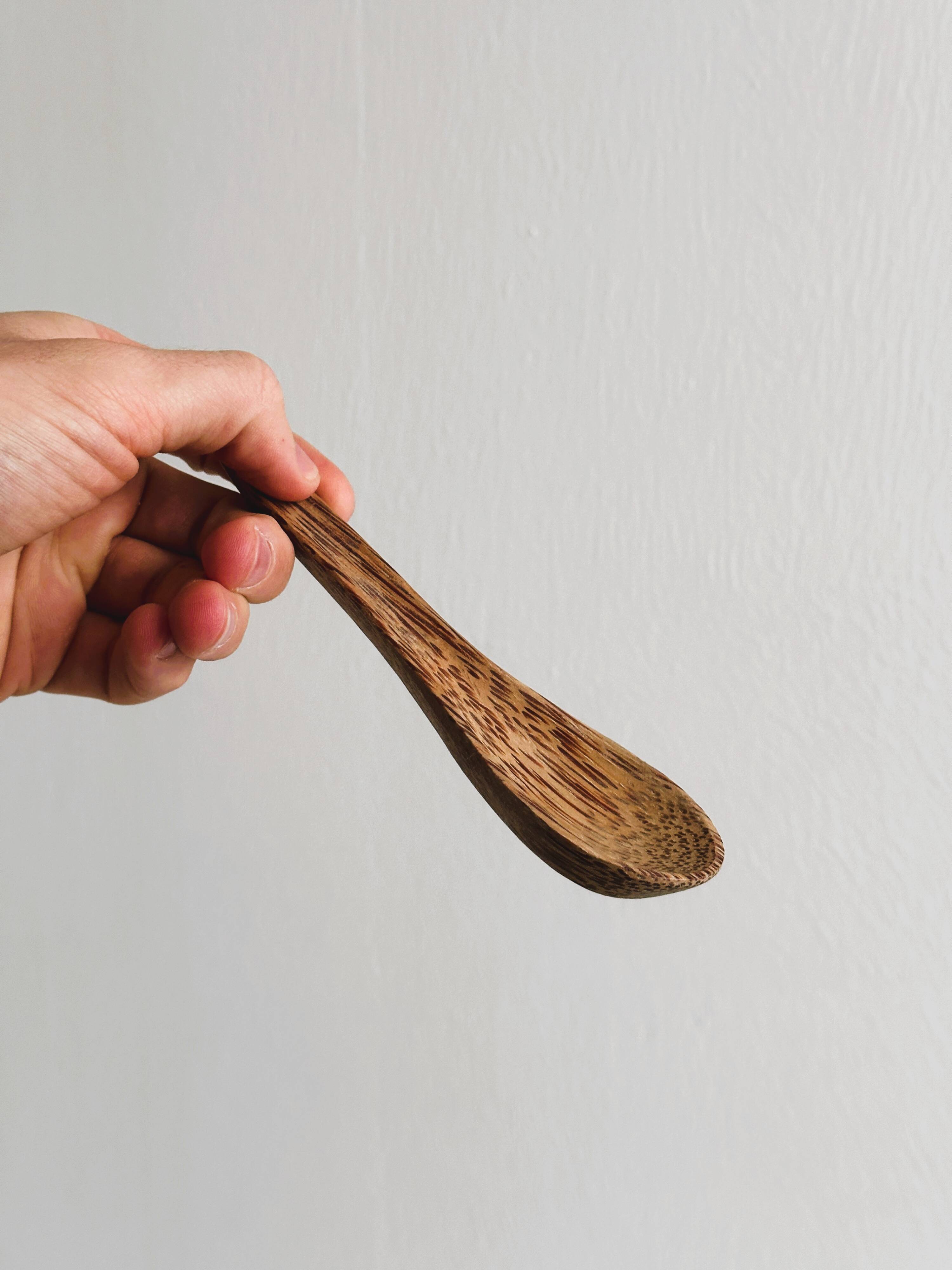 Petites cuillères en bois