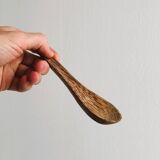 Small wooden spoons