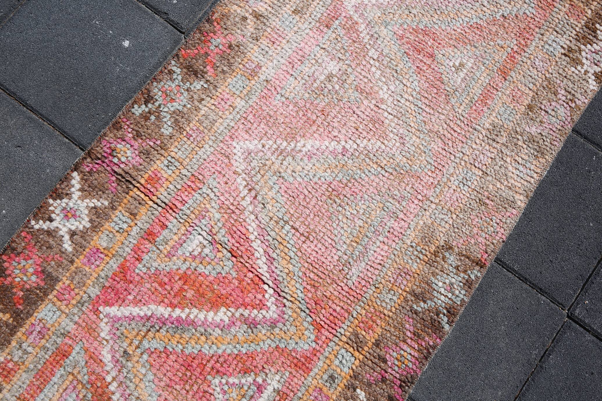 Colorful Vintage Runner Rug, Soft Pink Handmade Hallway Carpet, 82x334 Cm