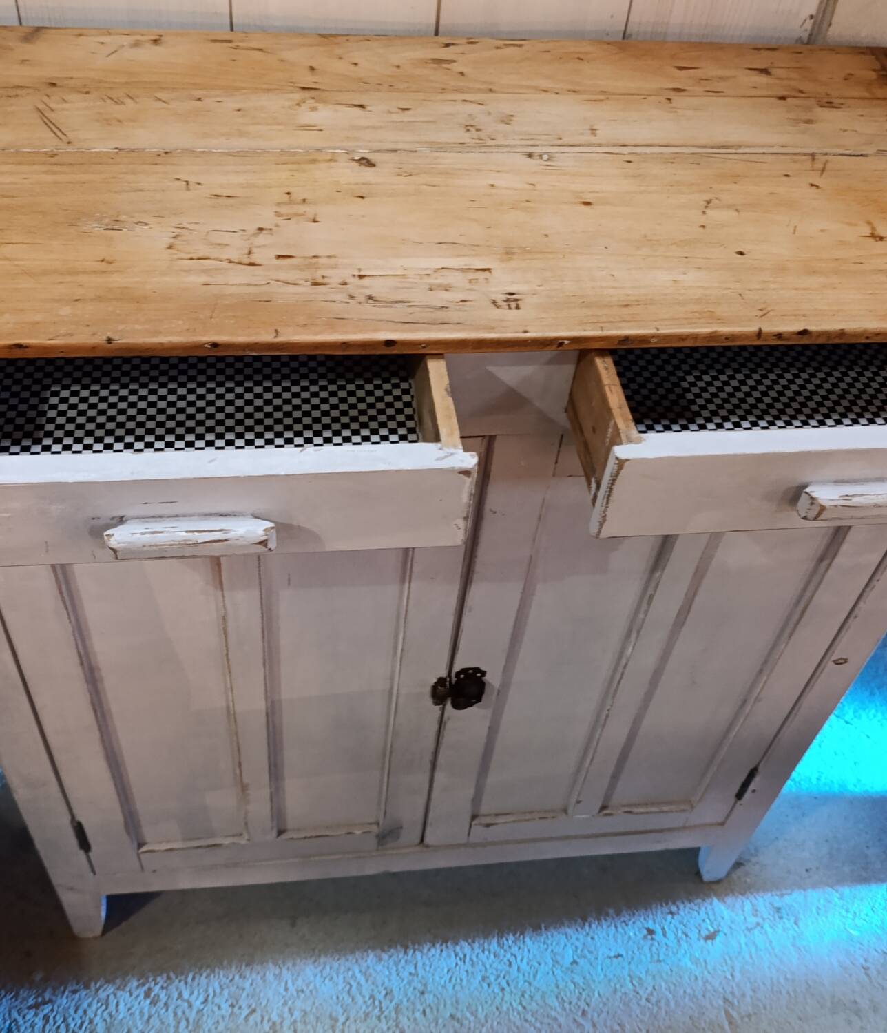 High Parisian buffet