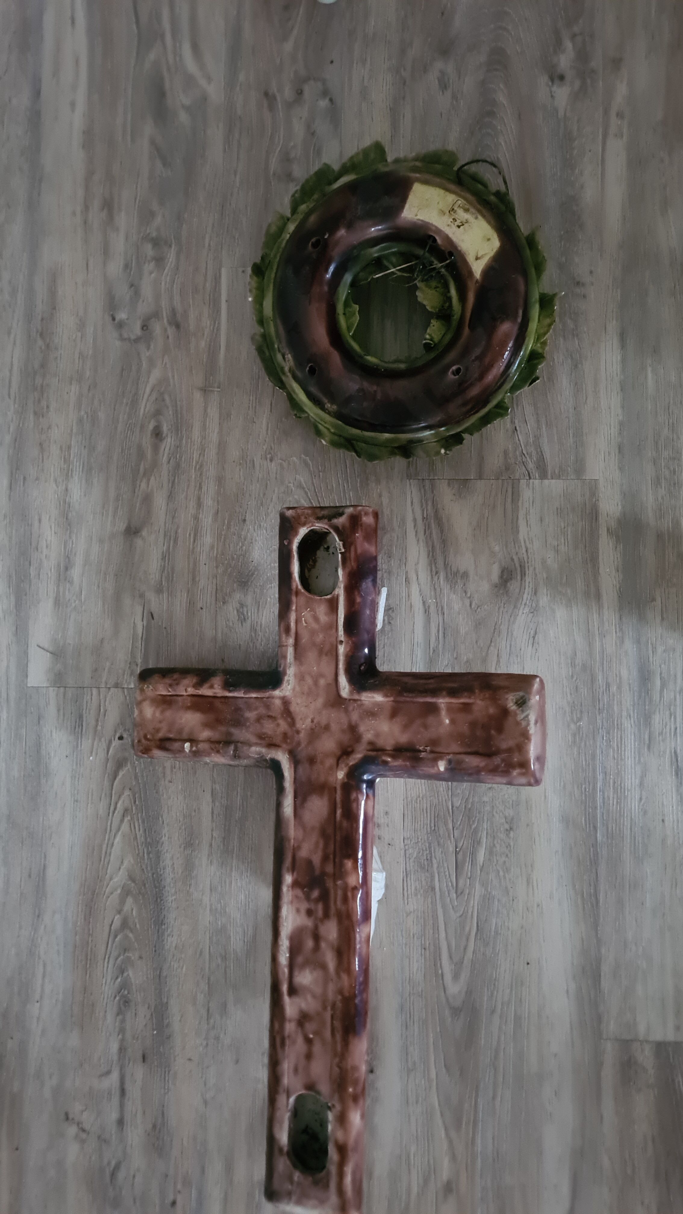 Polychrome Christ, nineteenth crown in patinated plaster