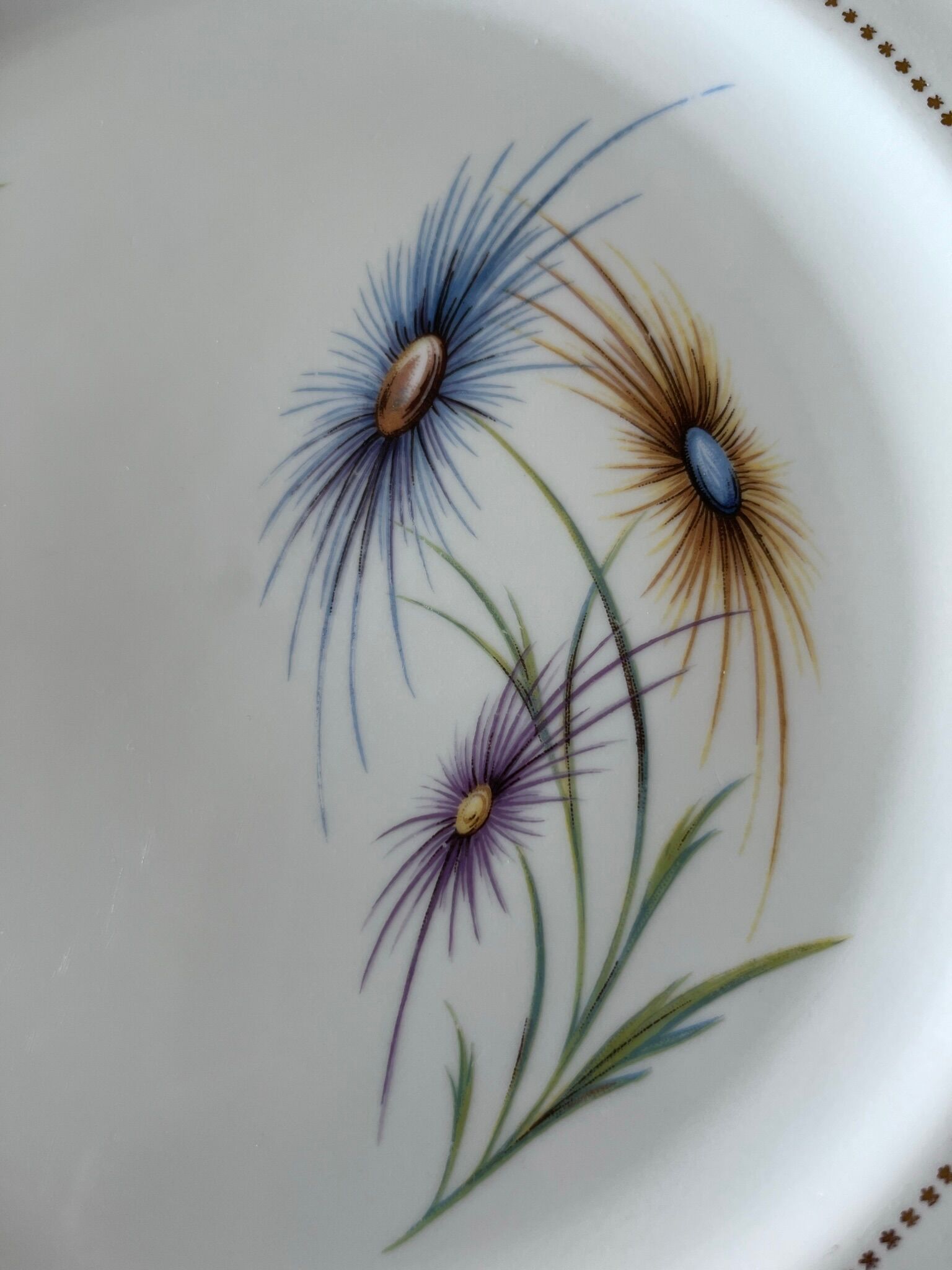 4 flat antique plates in Limoges porcelain