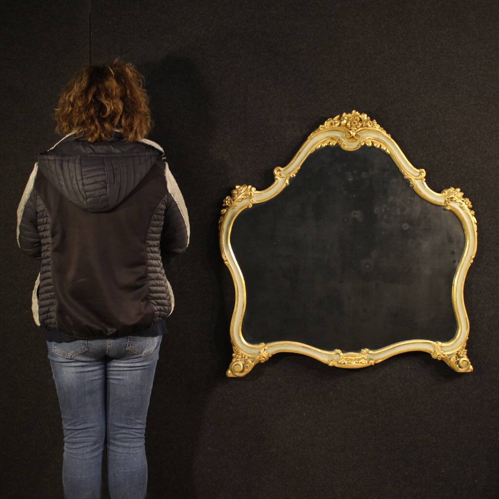 20th century lacquered and gilded Italian mirror