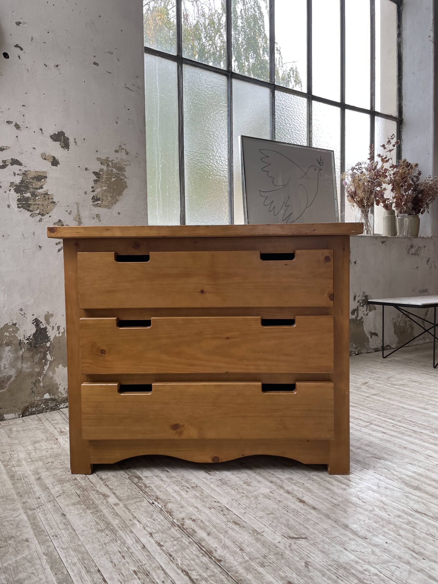 Commode en pin années 80 mobilier montagne