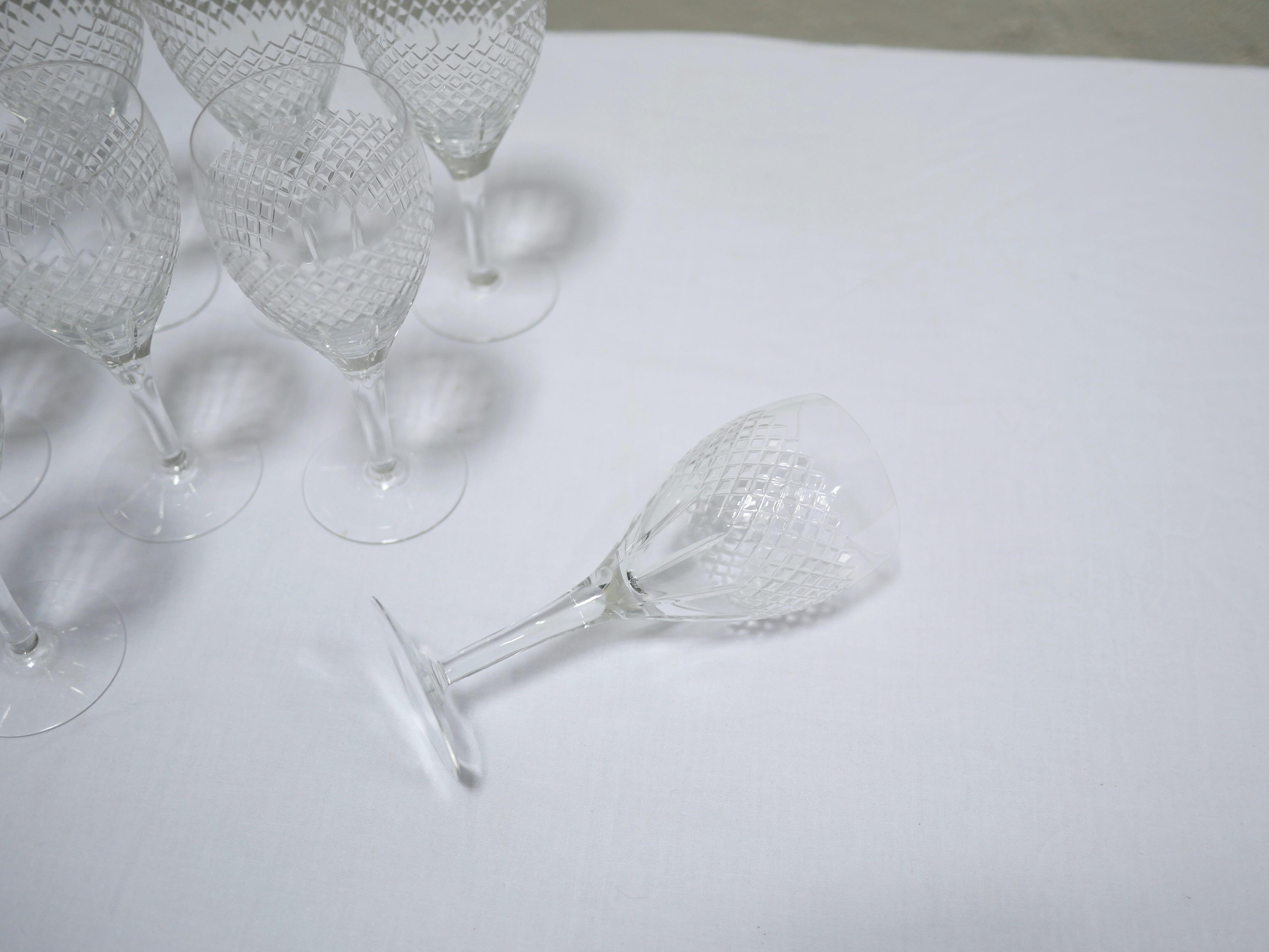 Series of 10 vintage crystal water glasses