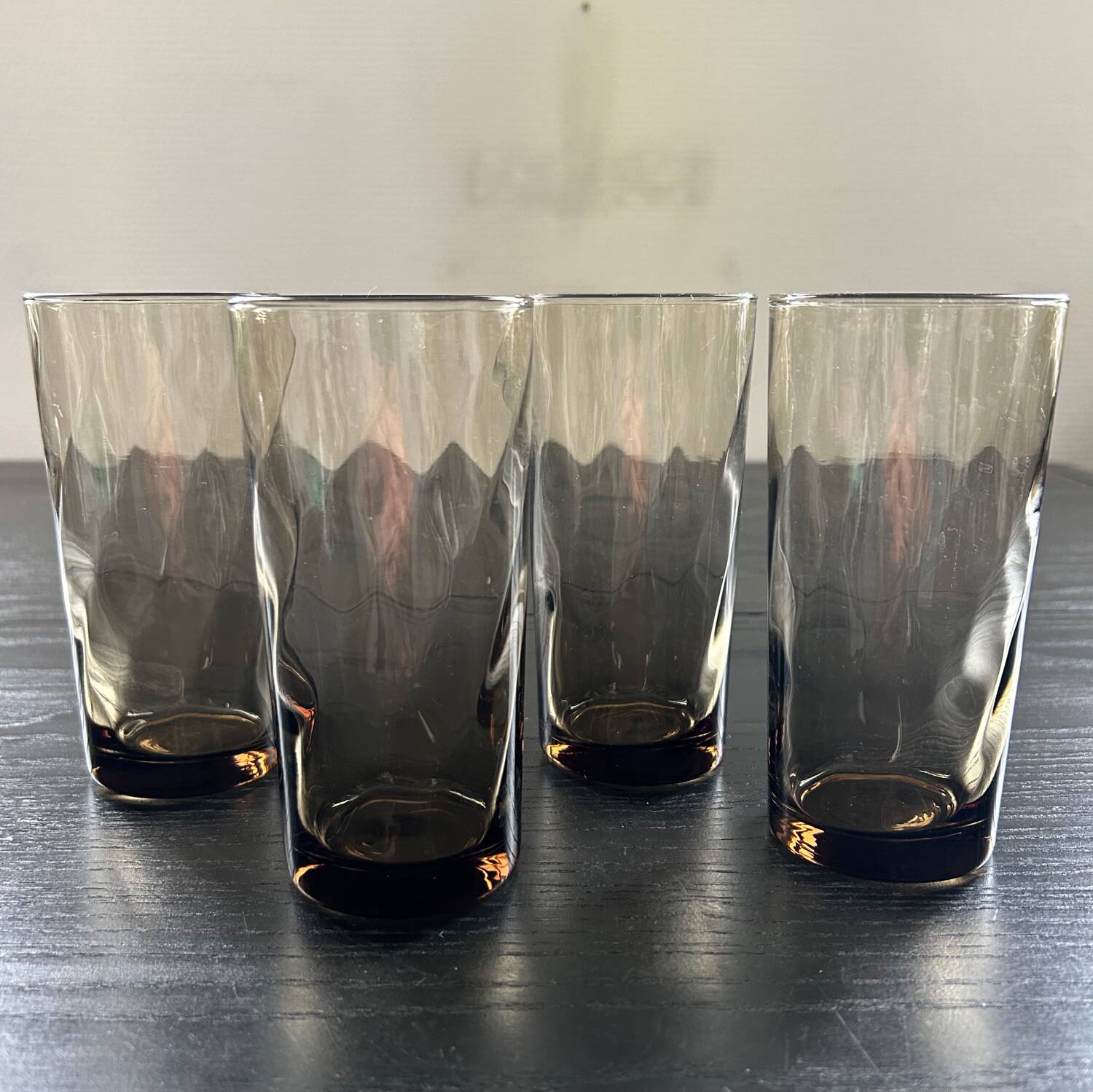 Set of 4 smoked optical glass glasses