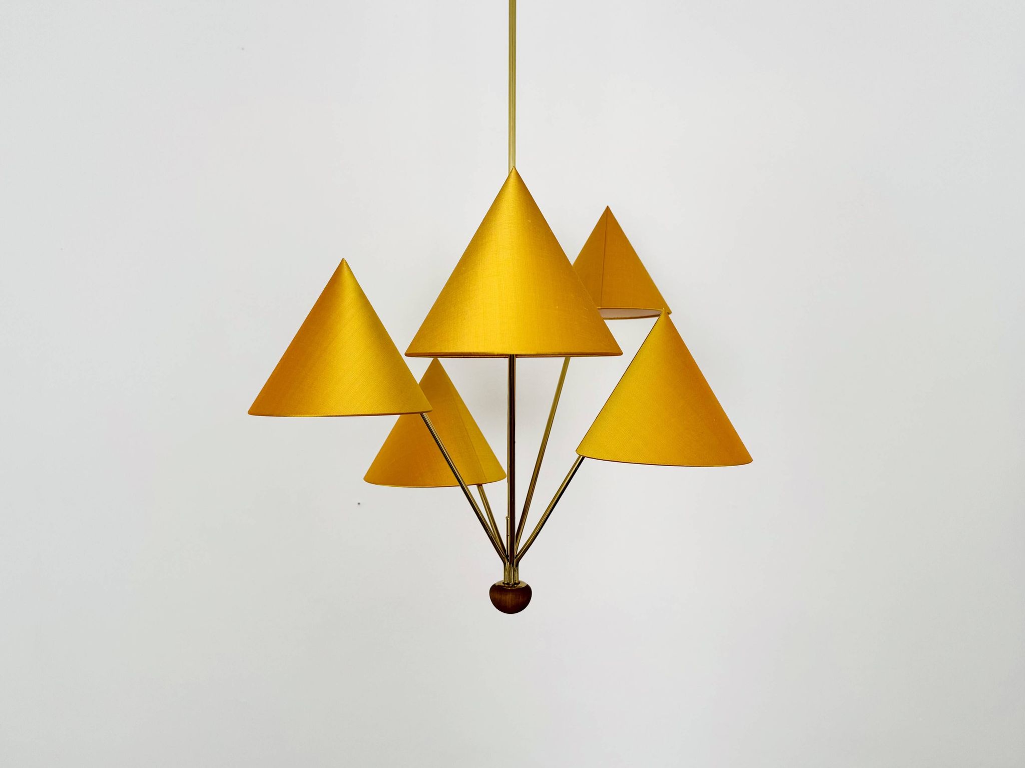 Lustre en laiton par Rupert Nikoll