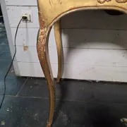 Table en bois doré style Louis XV du XIXe 