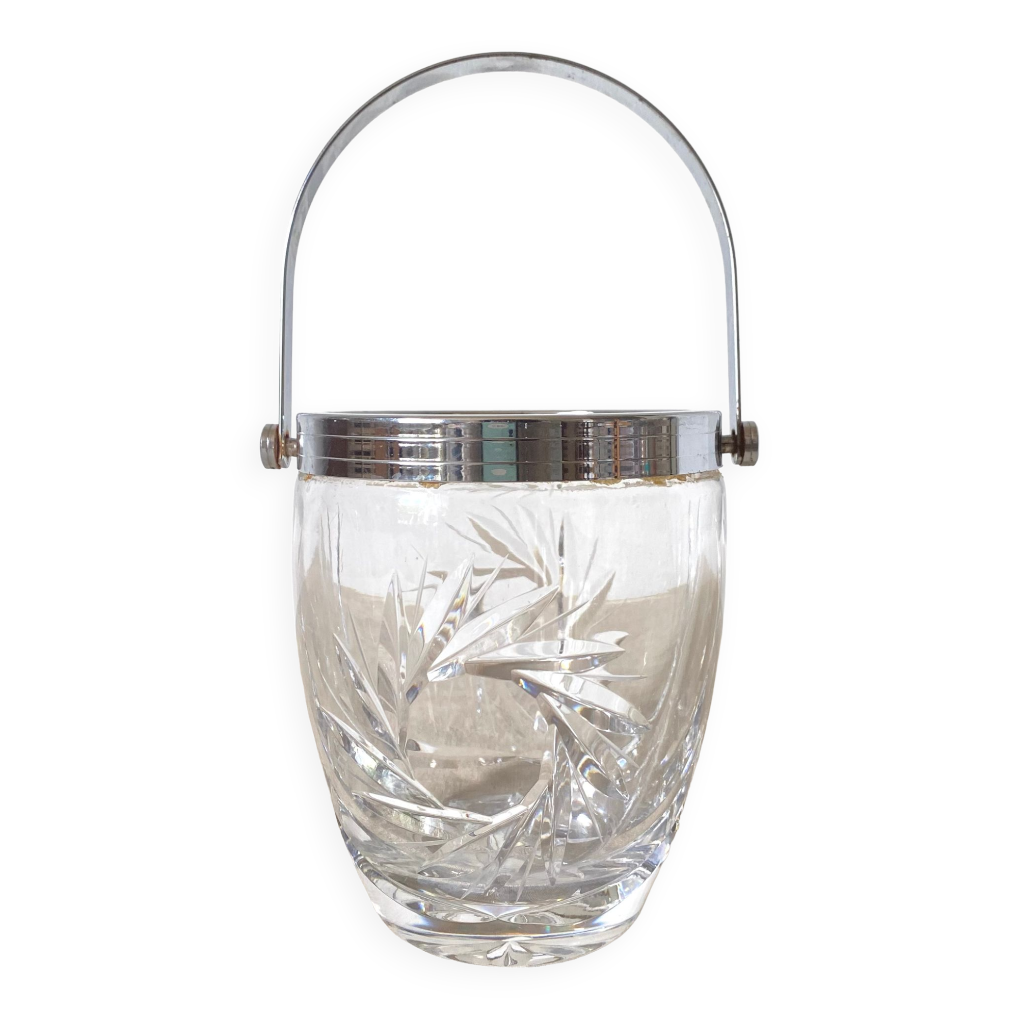 Chiseled crystal ice bucket