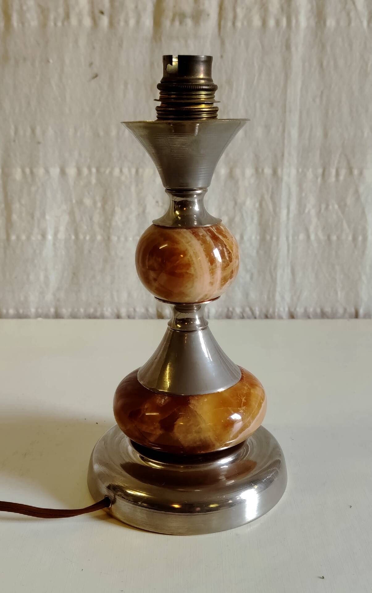 Table lamp base in onyx and chrome metal - 1970s