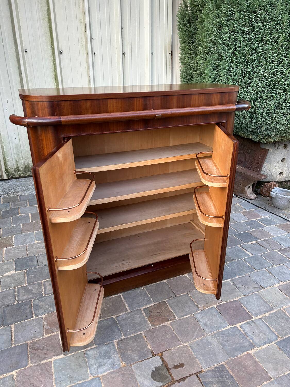 Art Deco style mahogany apartment bar