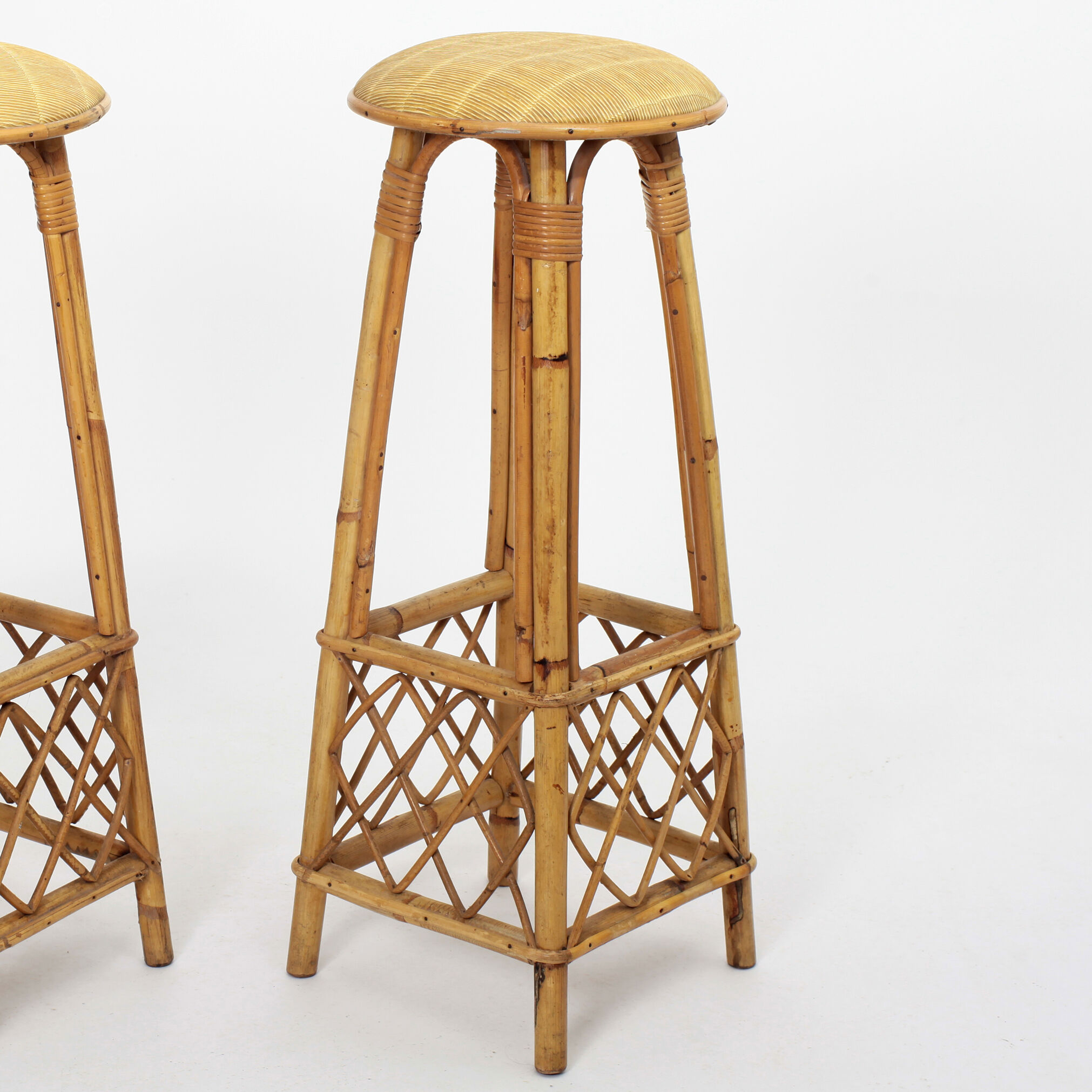 4 vintage rattan bar stools