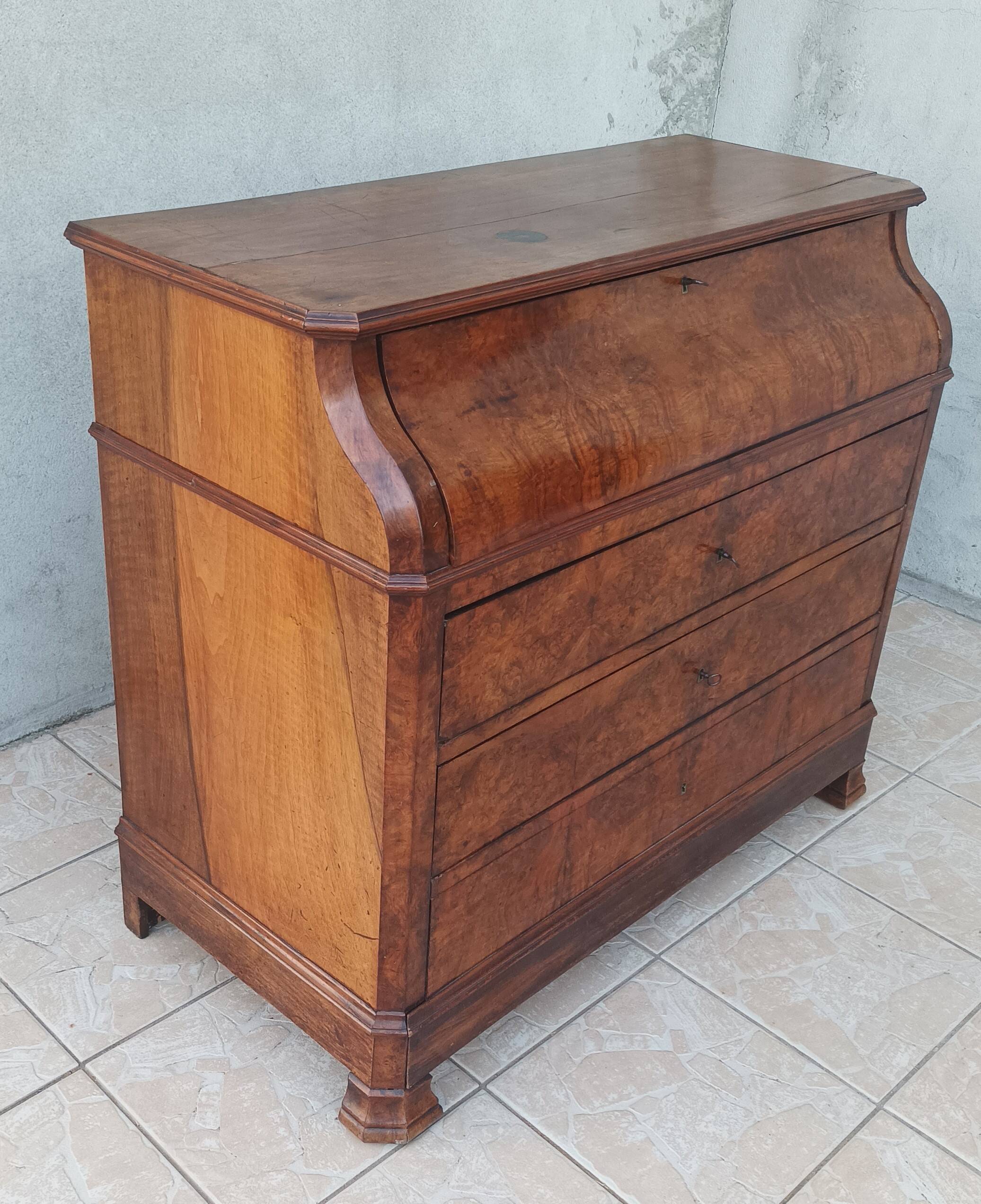 Louis Philippe walnut chest of drawers