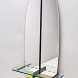 Miroir d'entrée mural ovale et table console avec plateau en verre