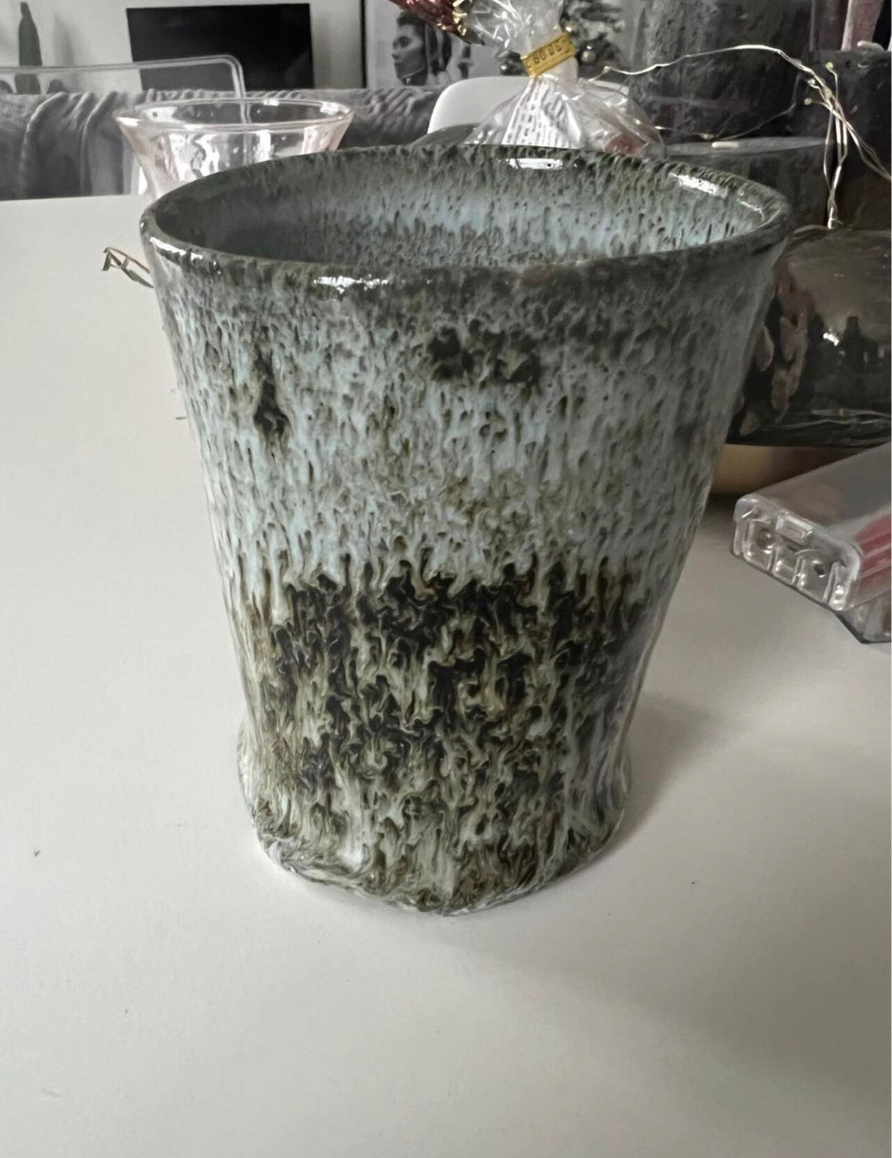 Cache pot